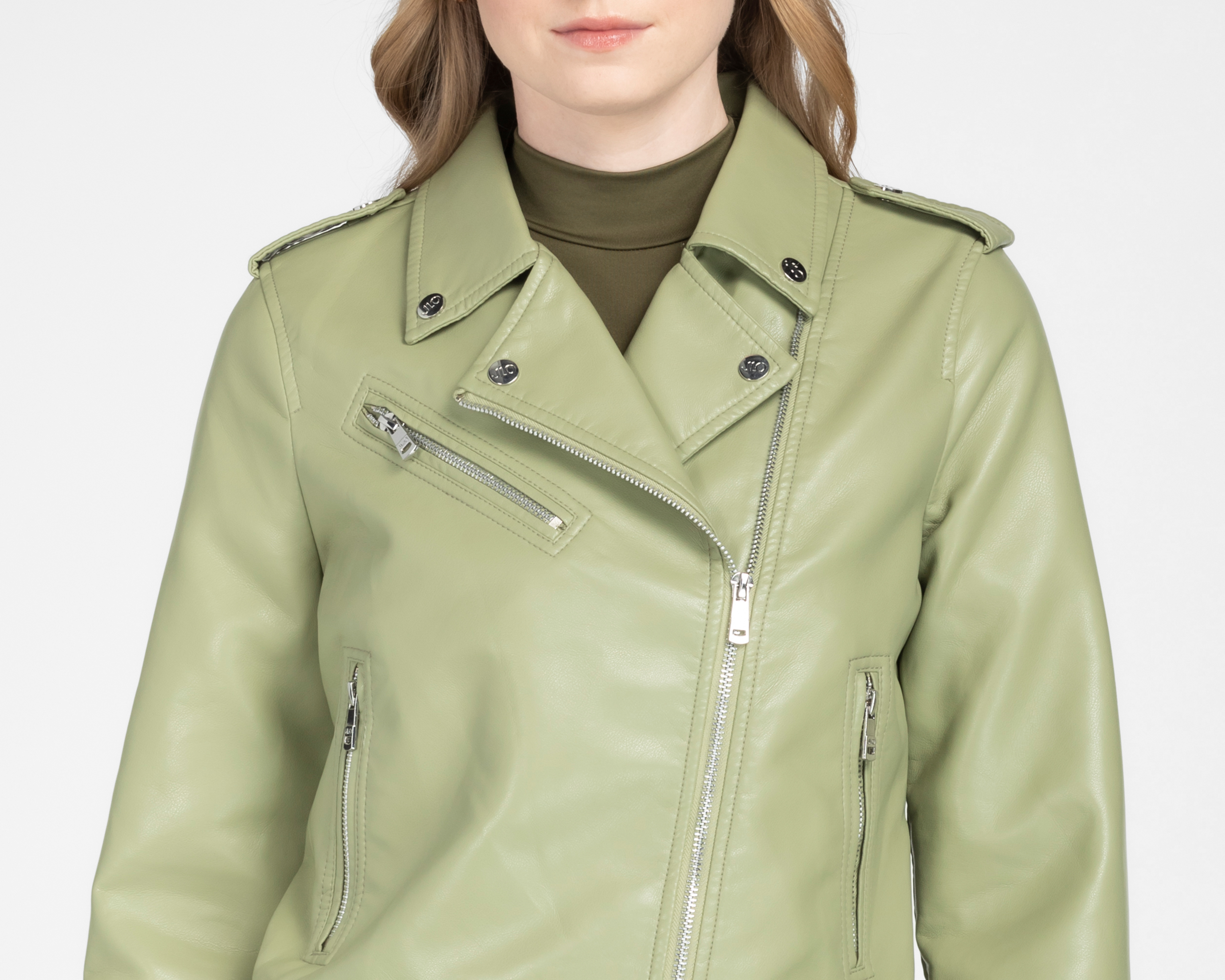 Foto 4 | Foto 4 | Chamarra Jennifer Lopez con Cierres Asimétrico