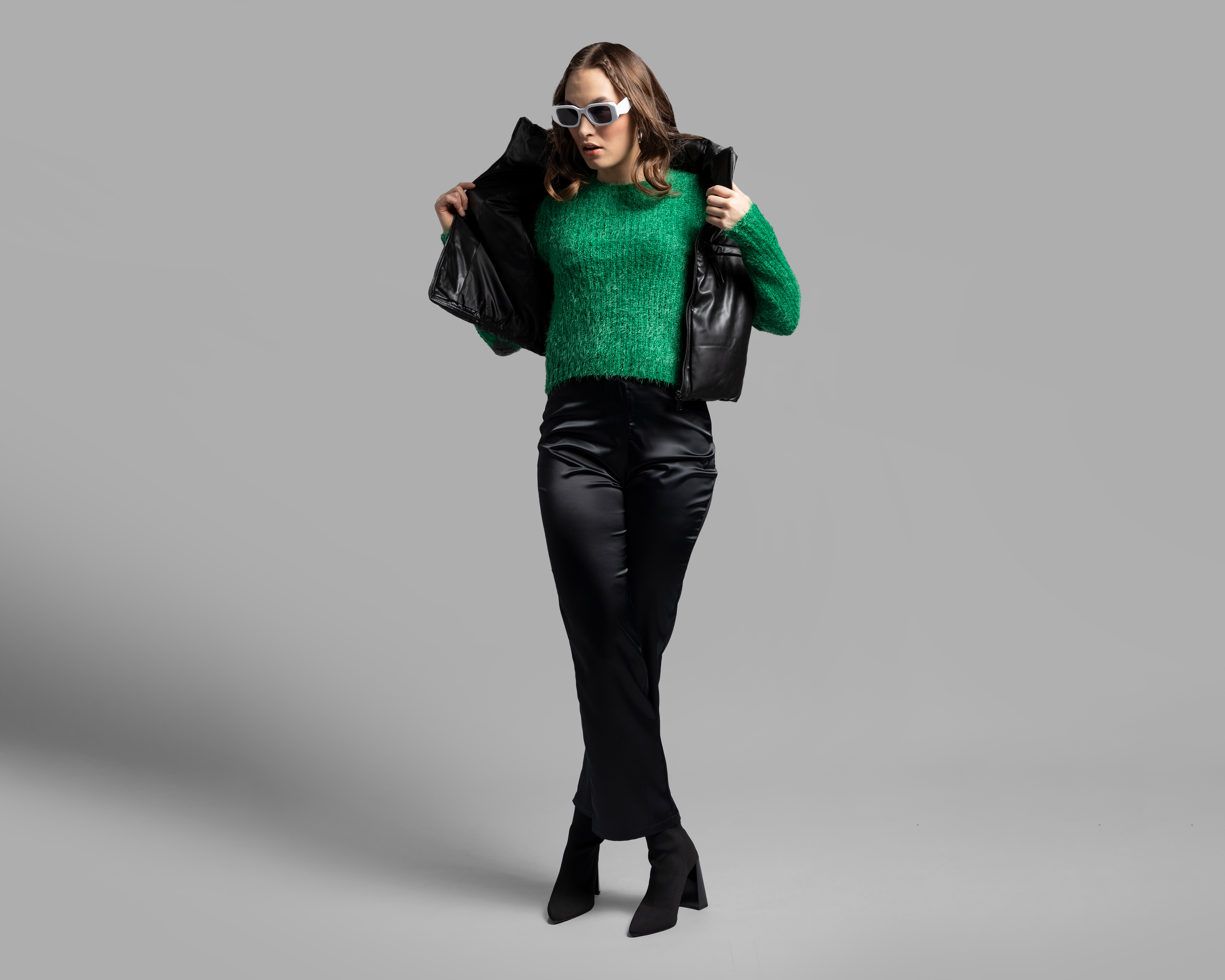 Foto 3 pulgar | Foto 2 | Suéter Thinner Verde con Peluche