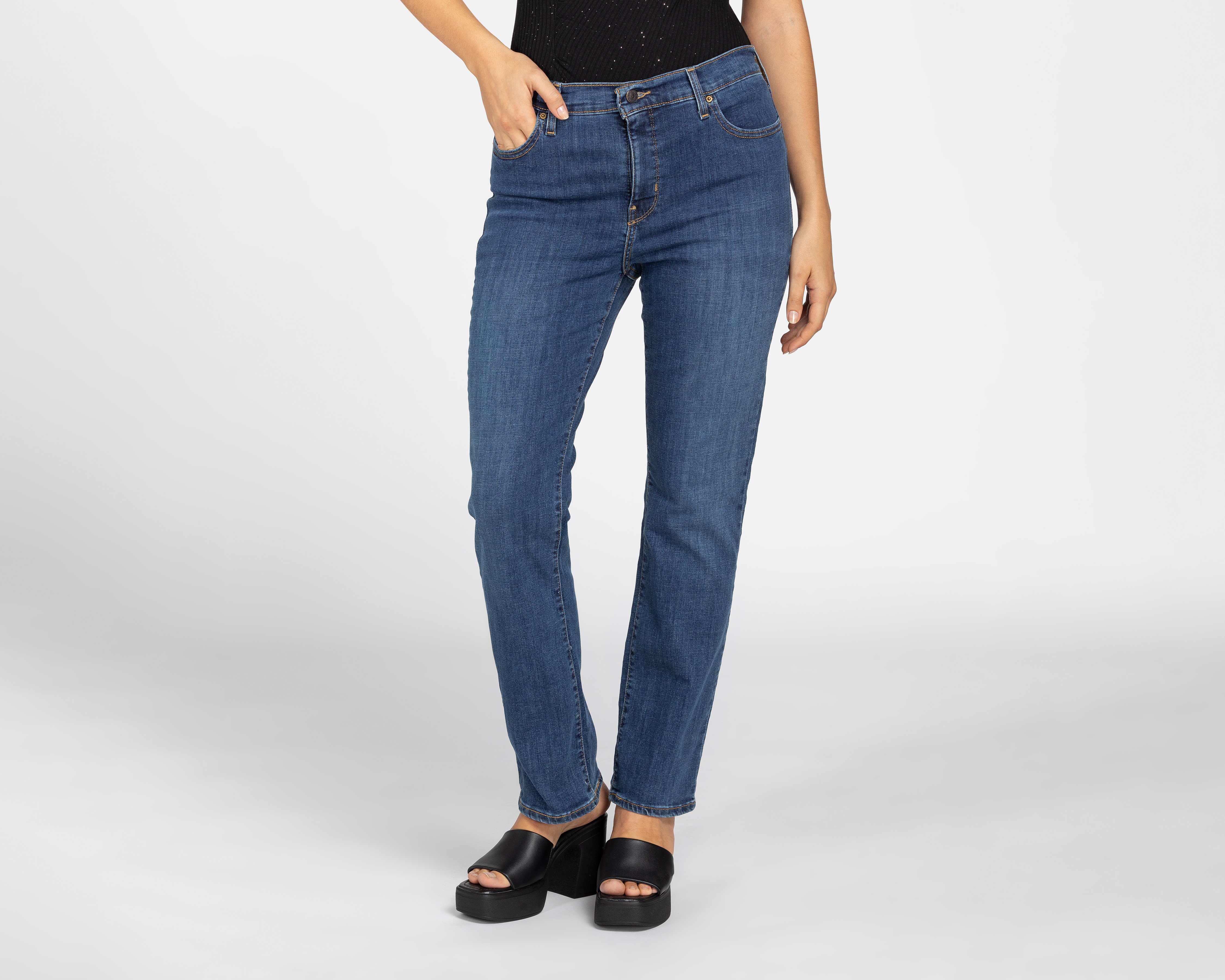 Foto 2 pulgar | Foto 1 | Jeans Levi's Straight Fit Deslavados