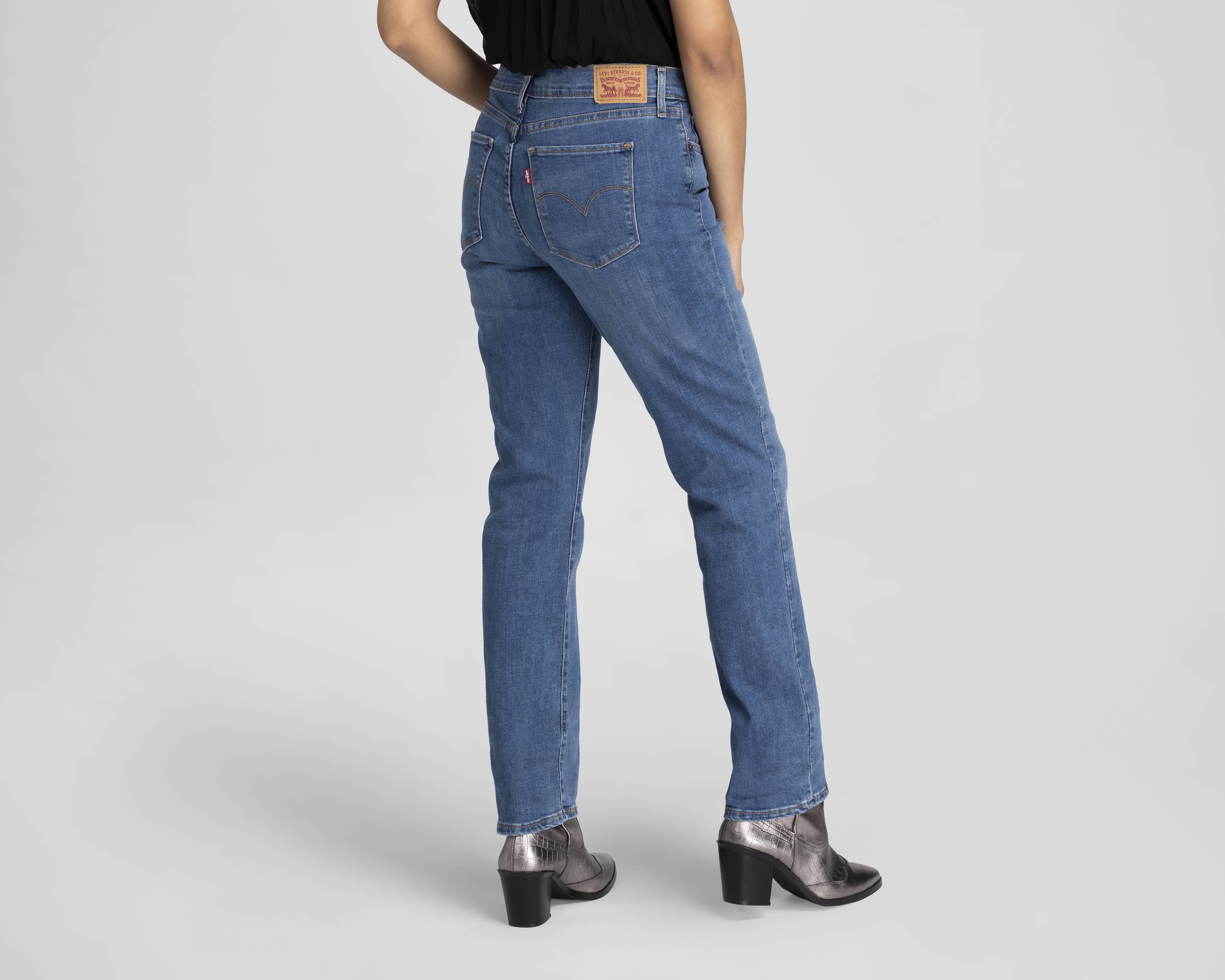 Foto 4 pulgar | Foto 3 | Jeans Levi's Straight Fit Deslavados
