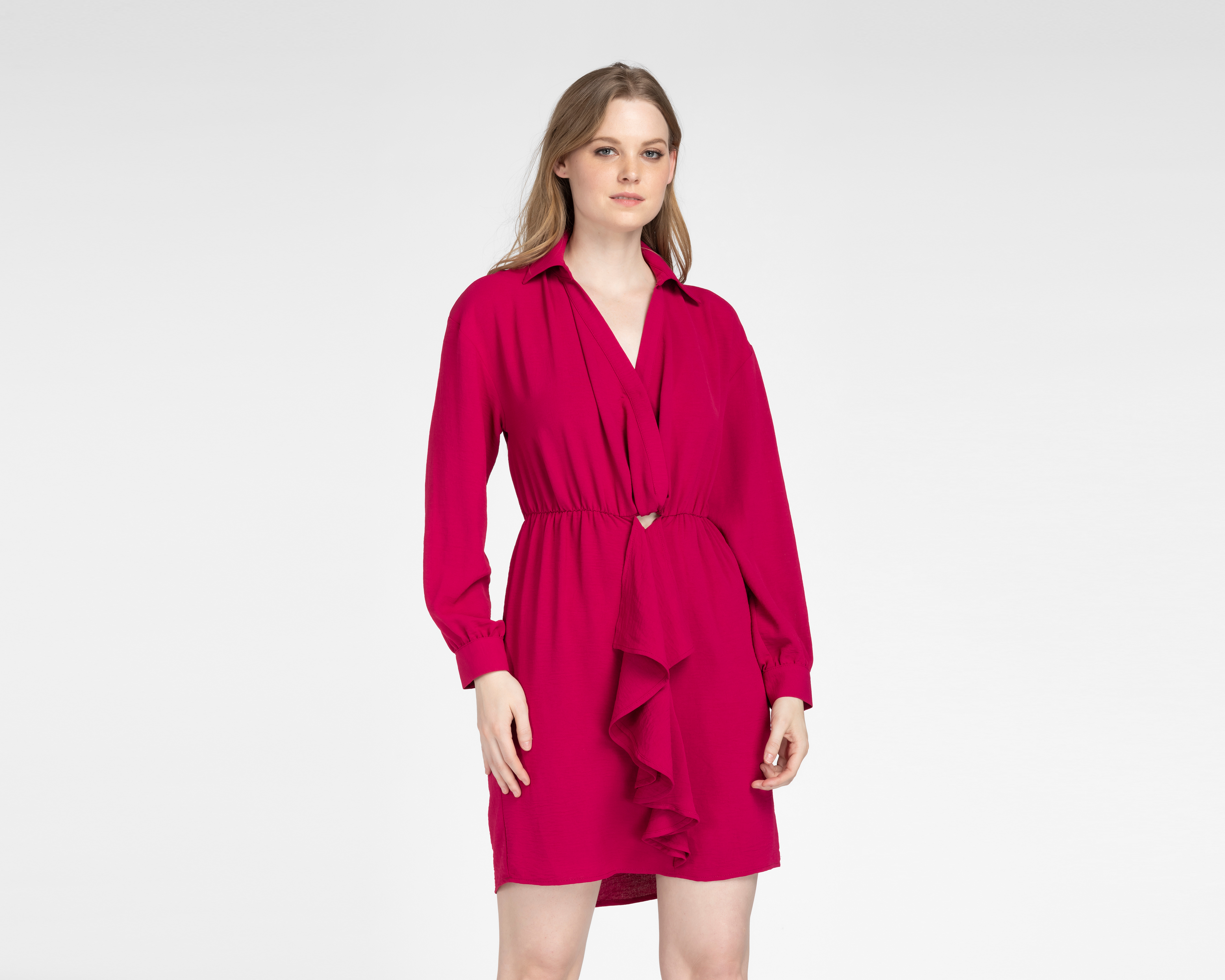 Foto 2 pulgar | Foto 1 | Vestido Sahara Casual Escote Cruzado y Holán