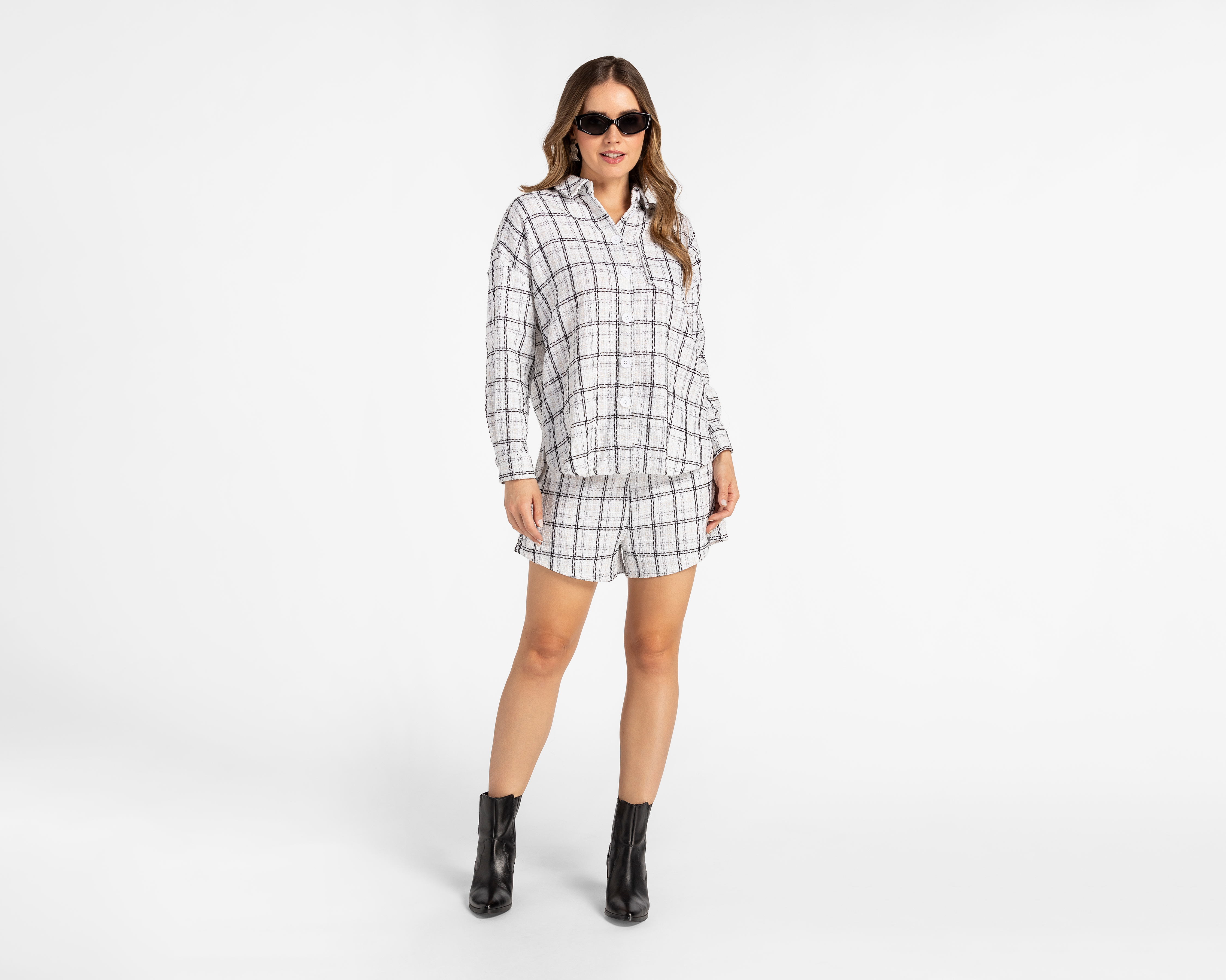 Foto 2 | Foto 2 | Blusa con Short Sahara Manga Larga con Botones