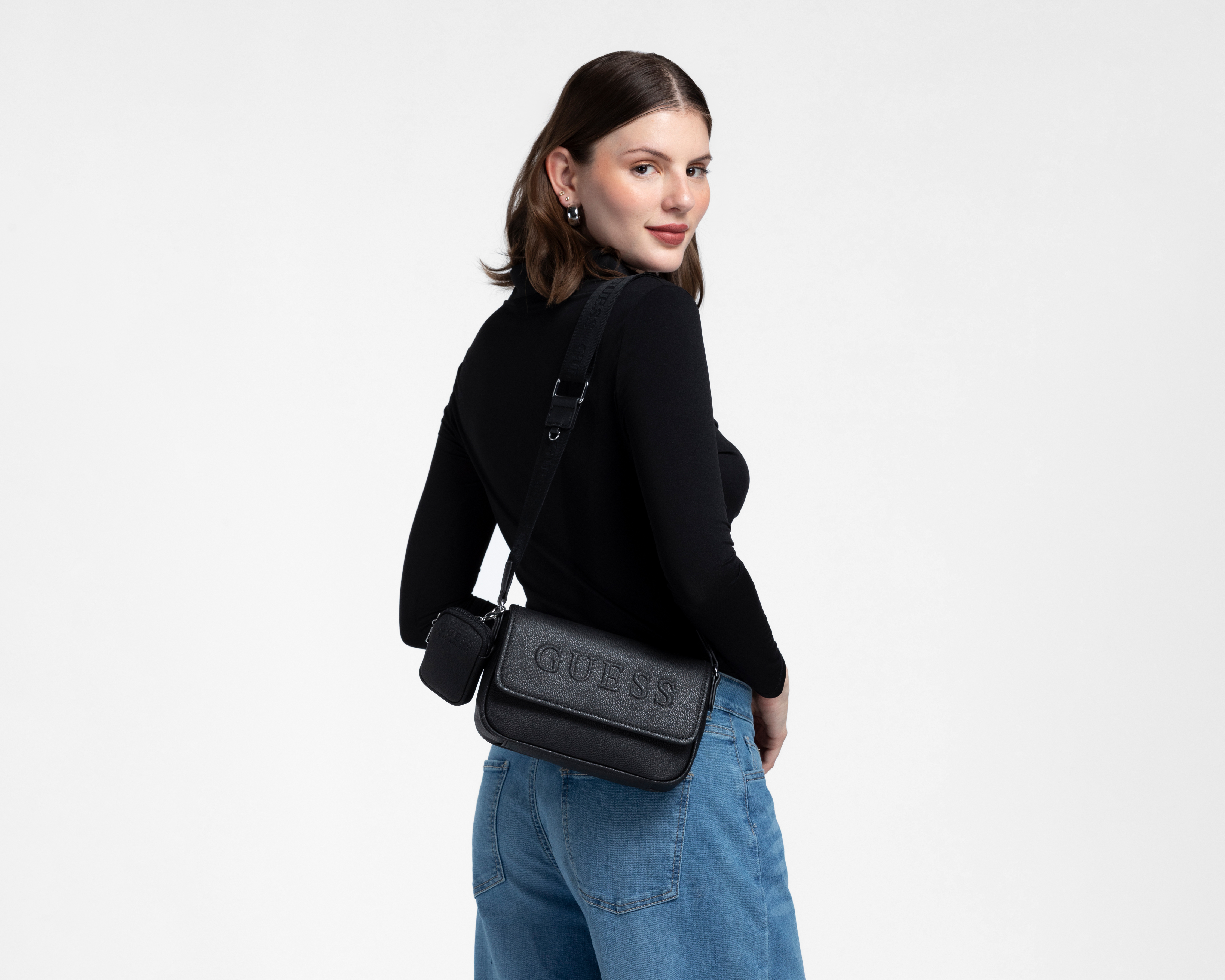 Foto 7 pulgar | Foto 6 | Bolsa Cruzada Guess Haddington con Monedero