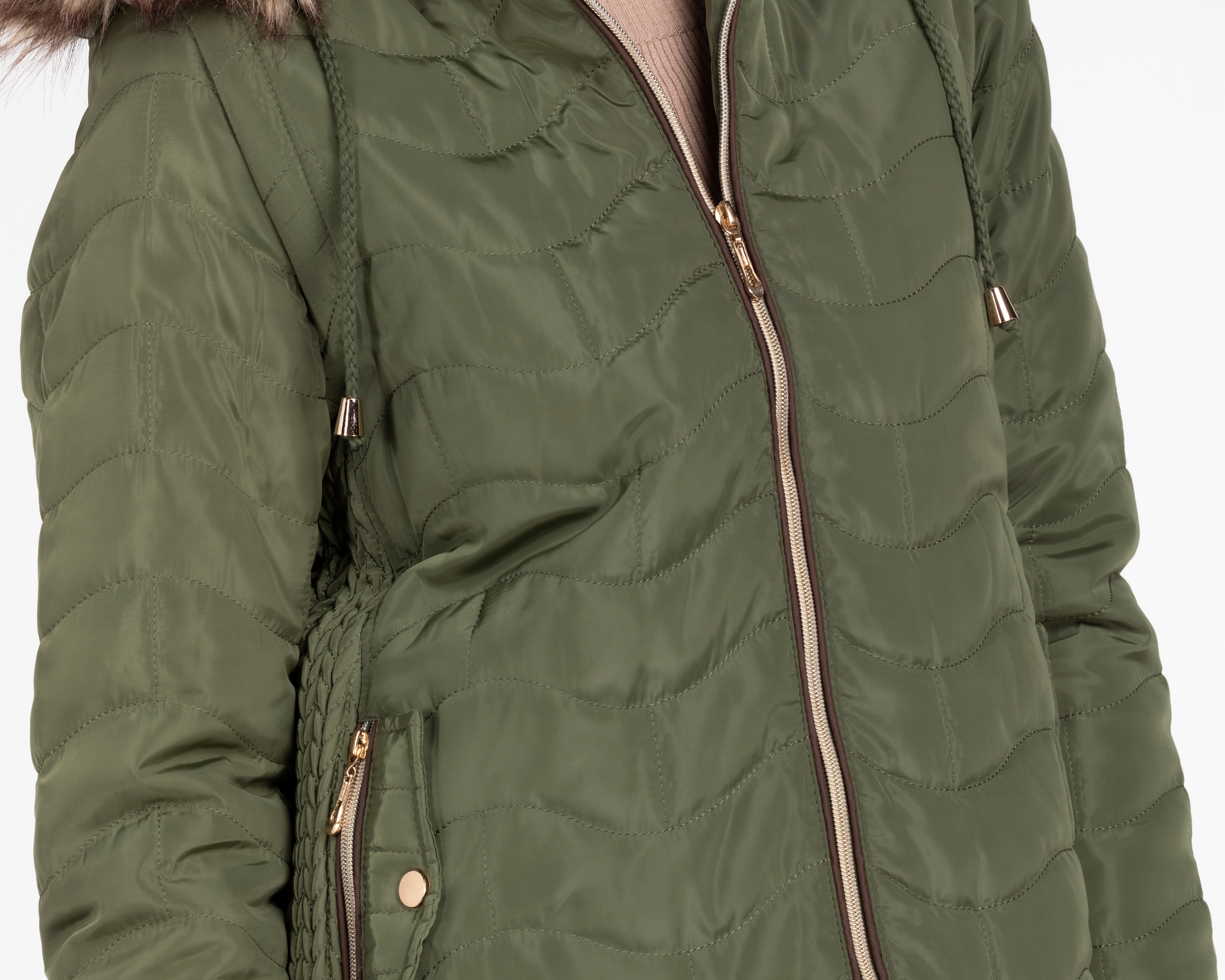 Foto 5 pulgar | Foto 4 | Chamarra Sahara Capitonada con Capucha