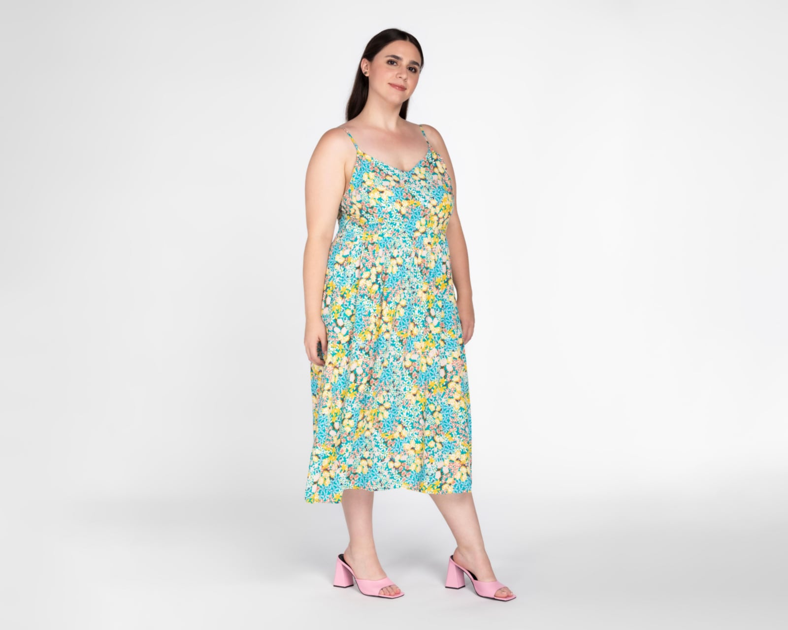 Foto 5 pulgar | Foto 4 | Vestido 18 Forever Casual de Tirantes con Estampado Floral