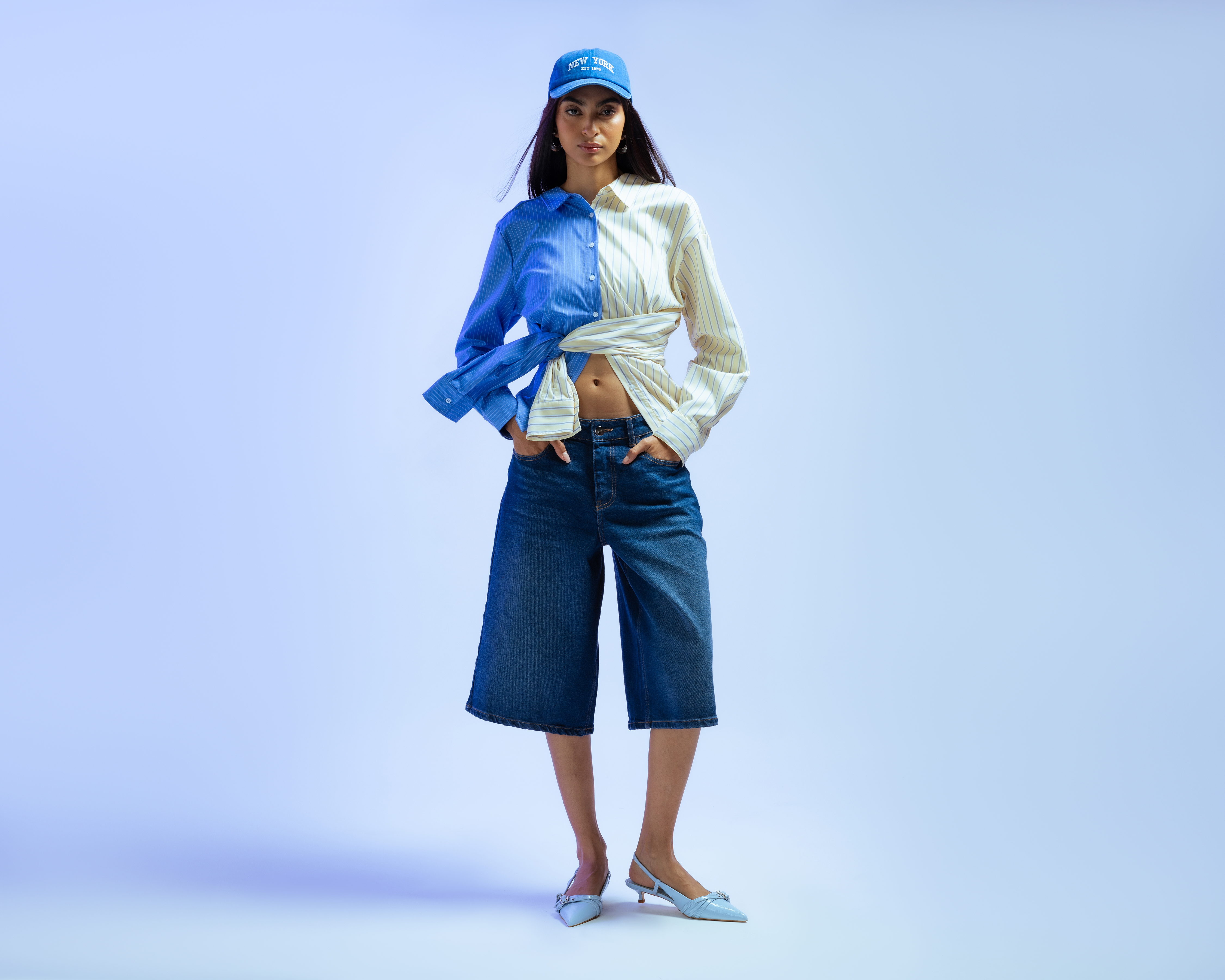 Foto 1 | Foto 1 | Pantalón Capri Strona de Mezclilla para Mujer