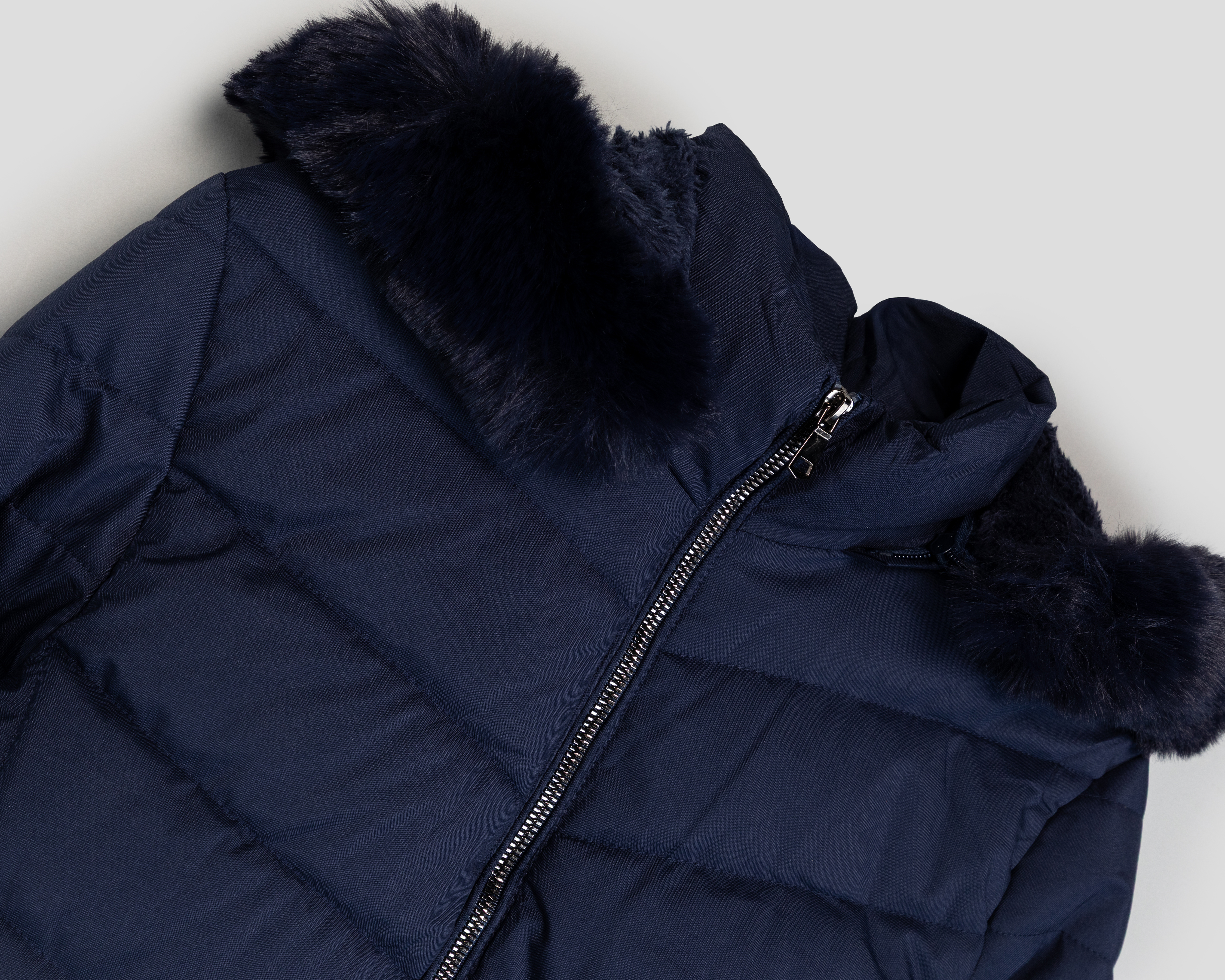 Foto 4 pulgar | Foto 3 | Chamarra Capitonada Ann Miller para Mujer