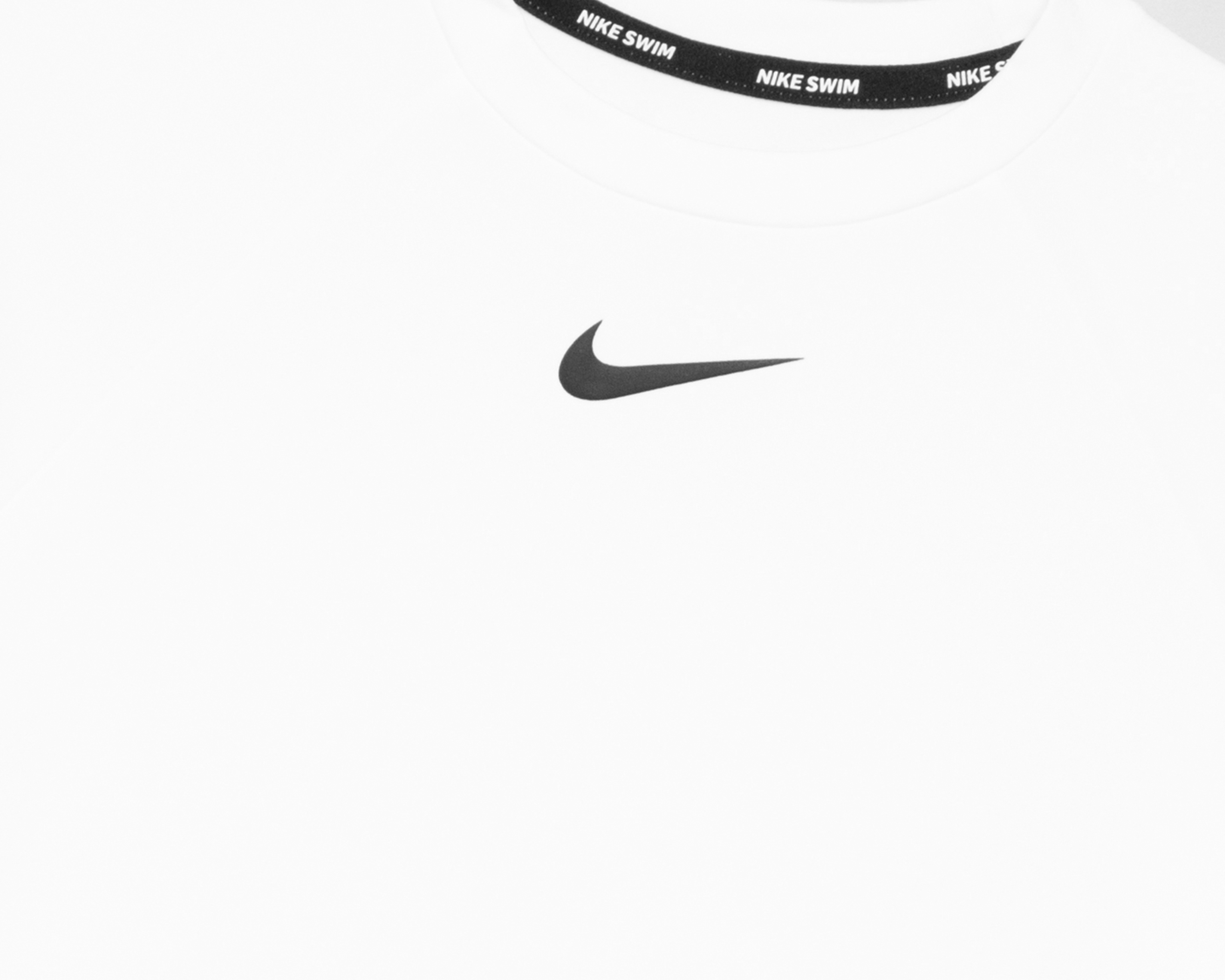 Foto 4 pulgar | Foto 3 | Playera de Natación Nike Hydroguard Dri-Fit para Niña