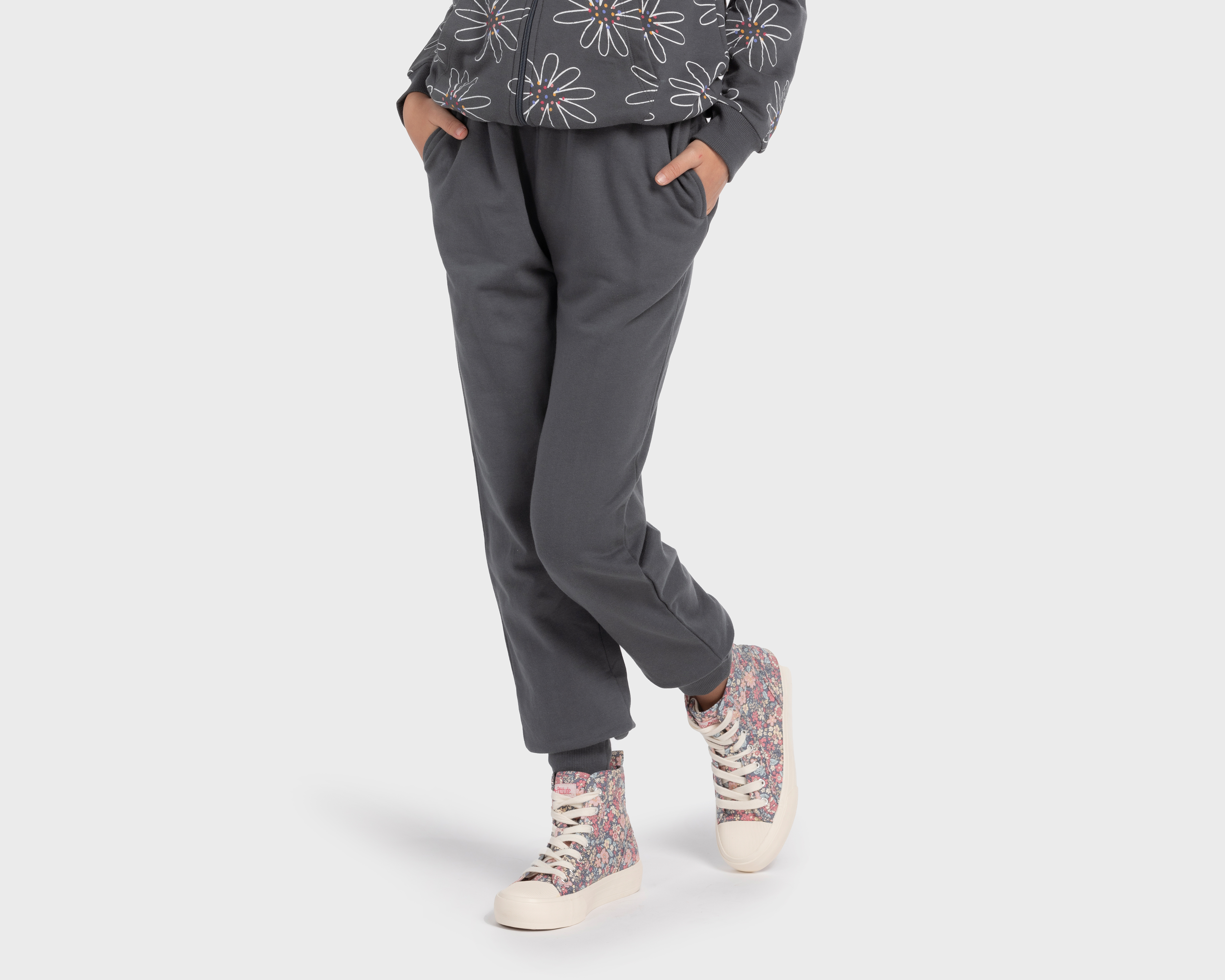 Foto 6 pulgar | Foto 5 | Pants y Chamarra Refill con Gorro Juvenil