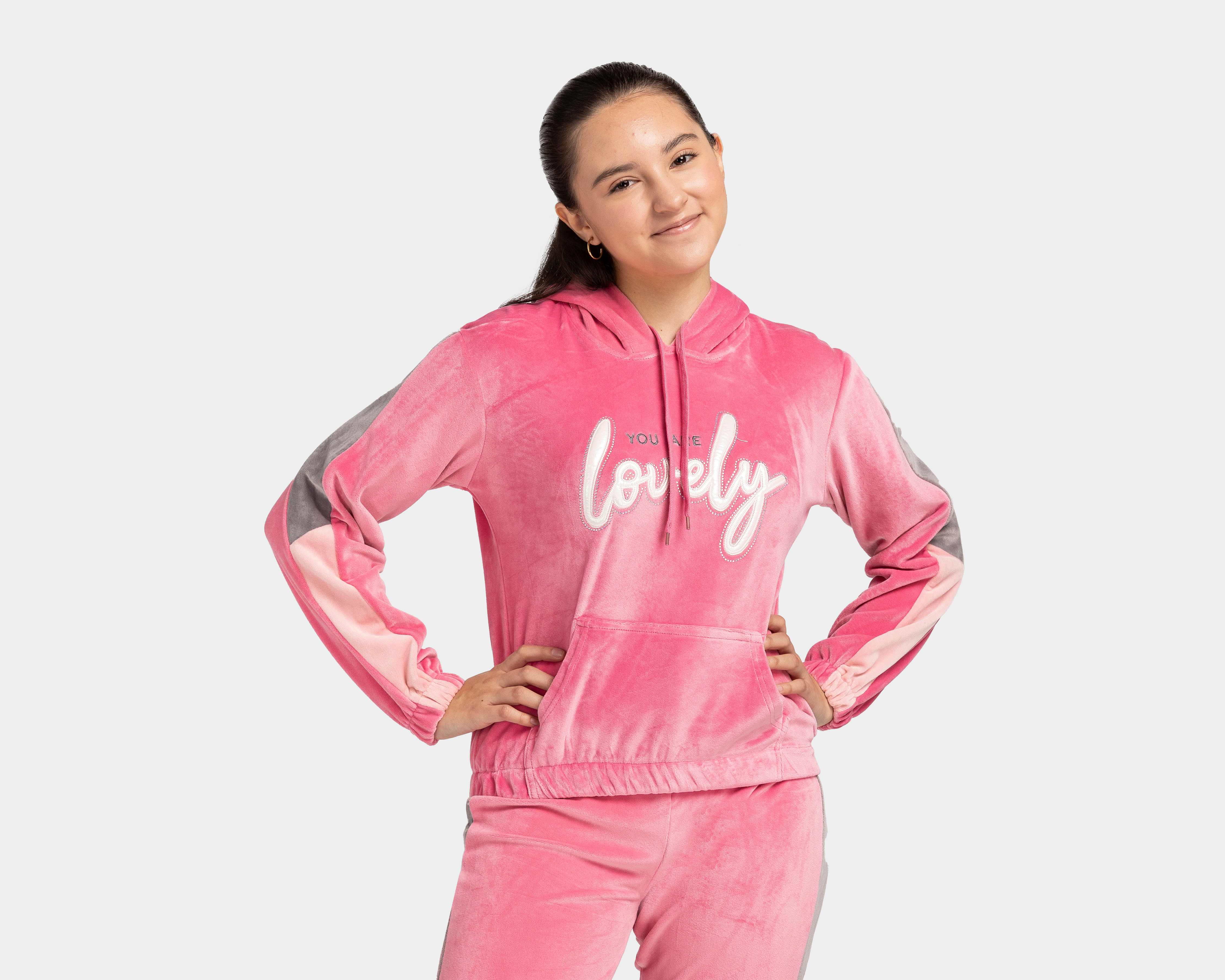 Foto 4 pulgar | Foto 3 | Pants y Sudadera Girls Attitude Juvenil