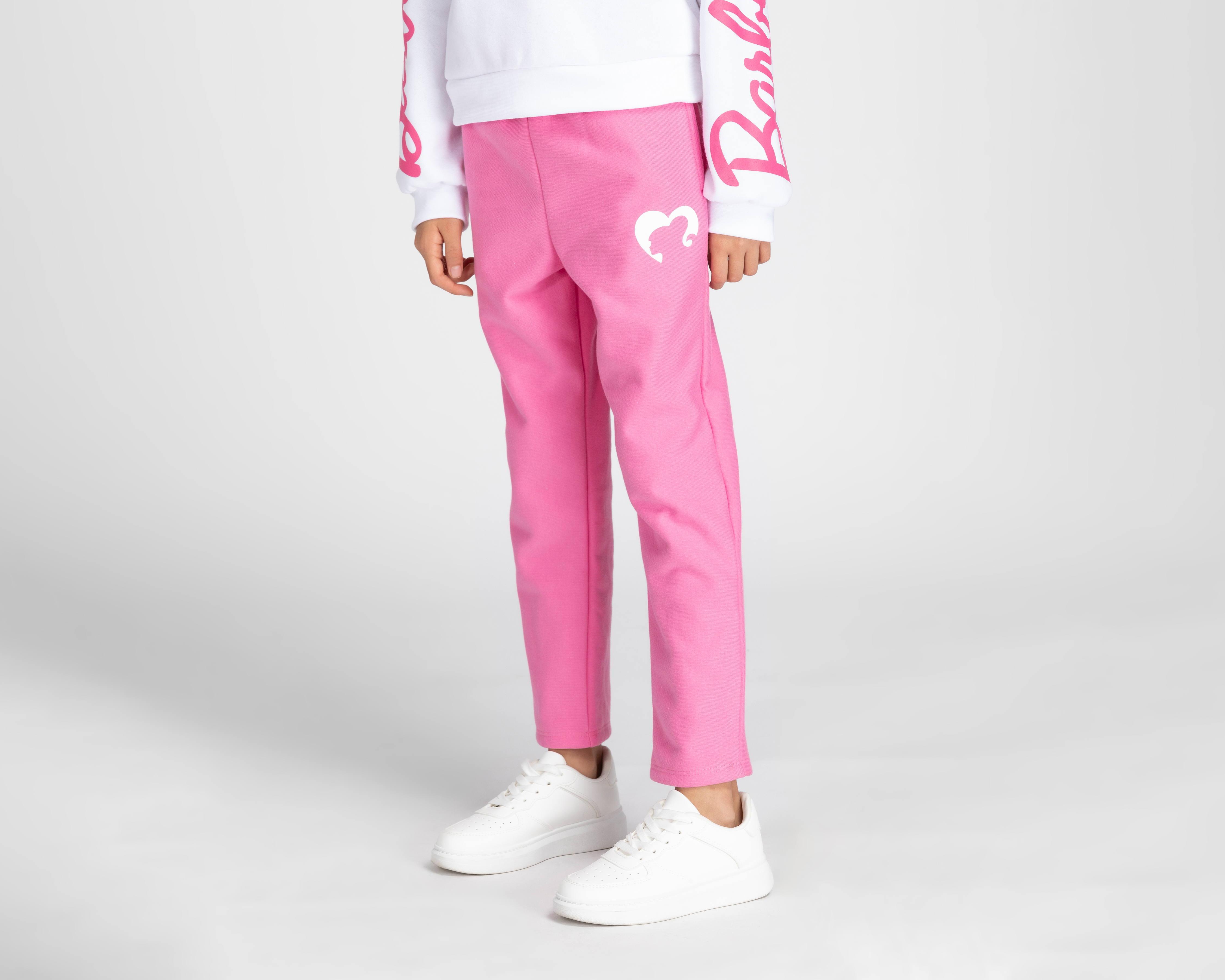 Foto 6 pulgar | Foto 5 | Pants y Sudadera Barbie para Niña