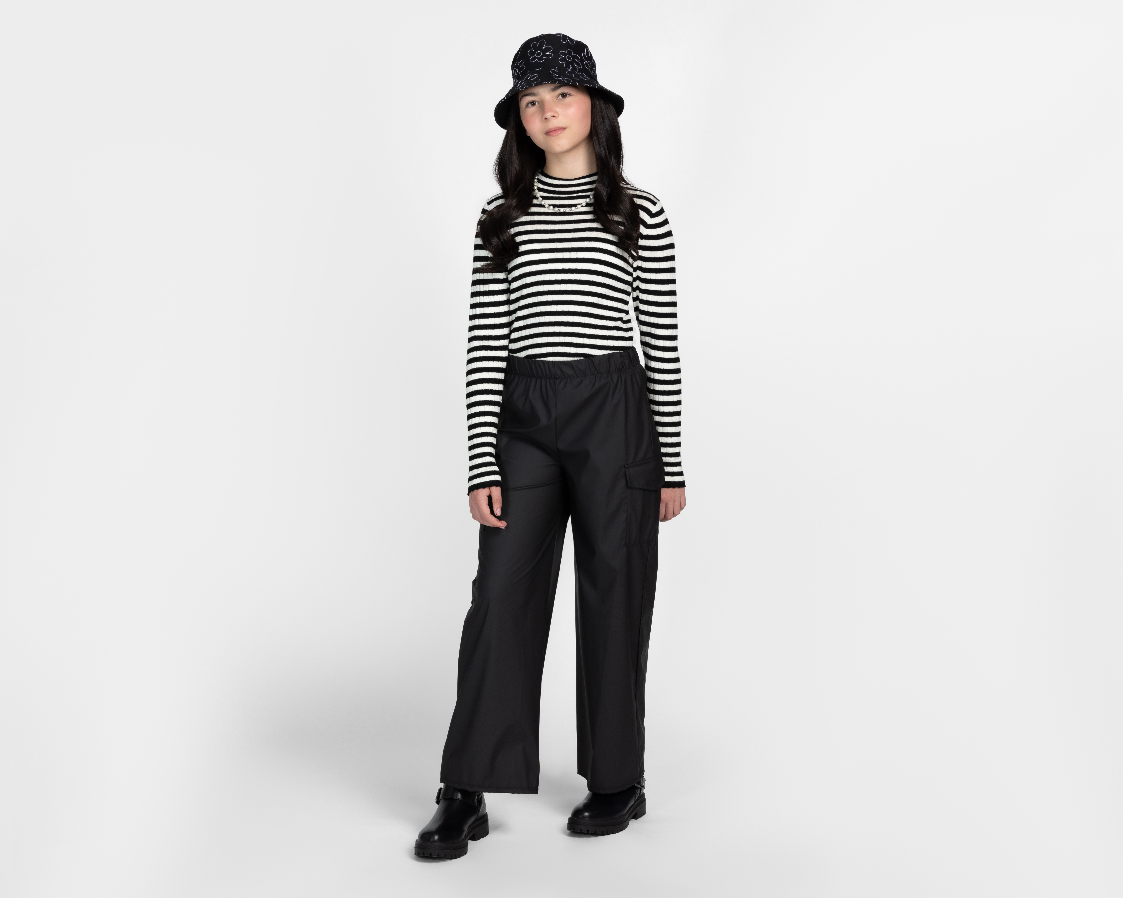 Foto 4 pulgar | Foto 3 | Playera Girls Attitude Manga Larga a Rayas para Niña