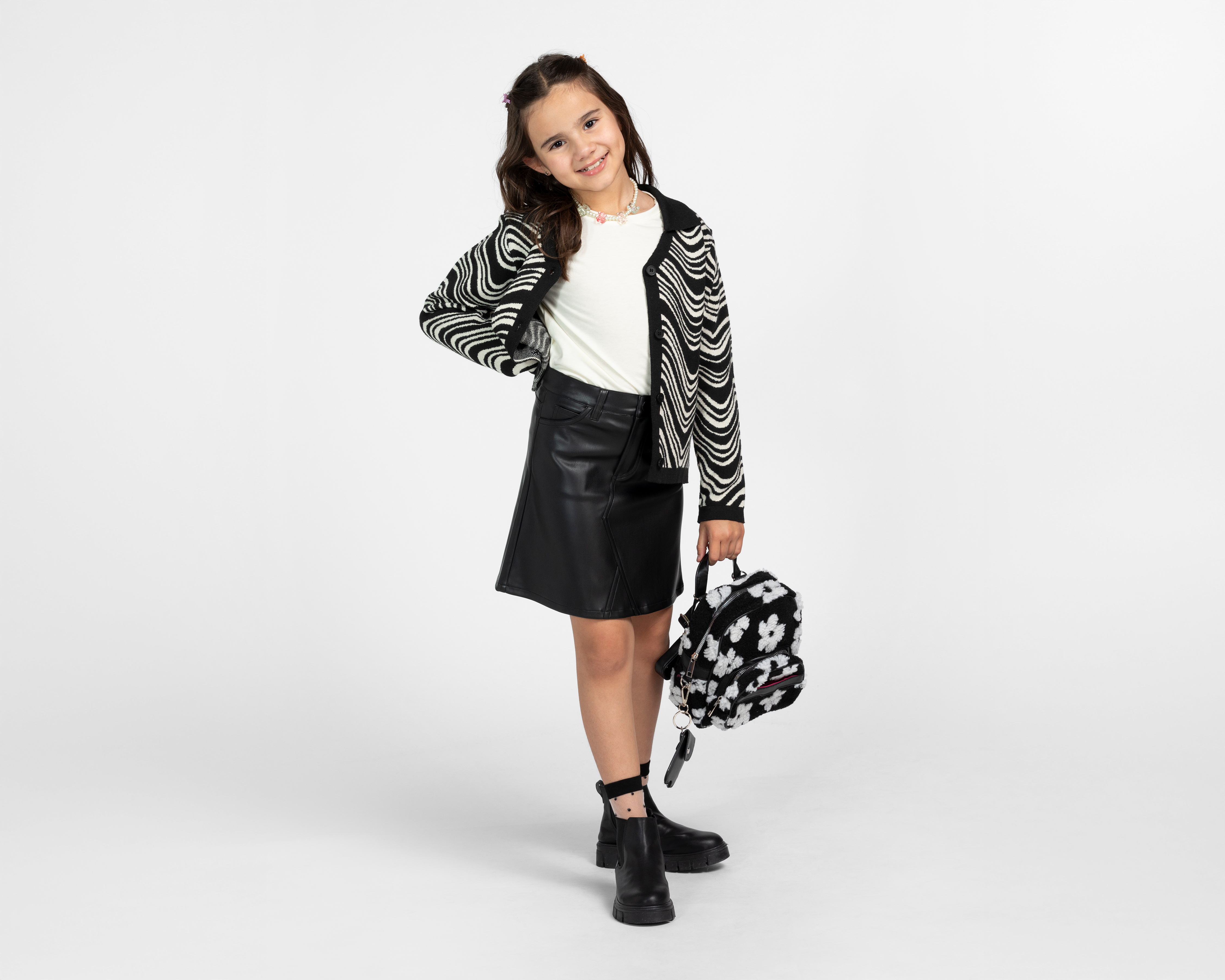 Foto 4 pulgar | Foto 3 | Conjunto de Falda y Suéter Girls Attitude para Niña