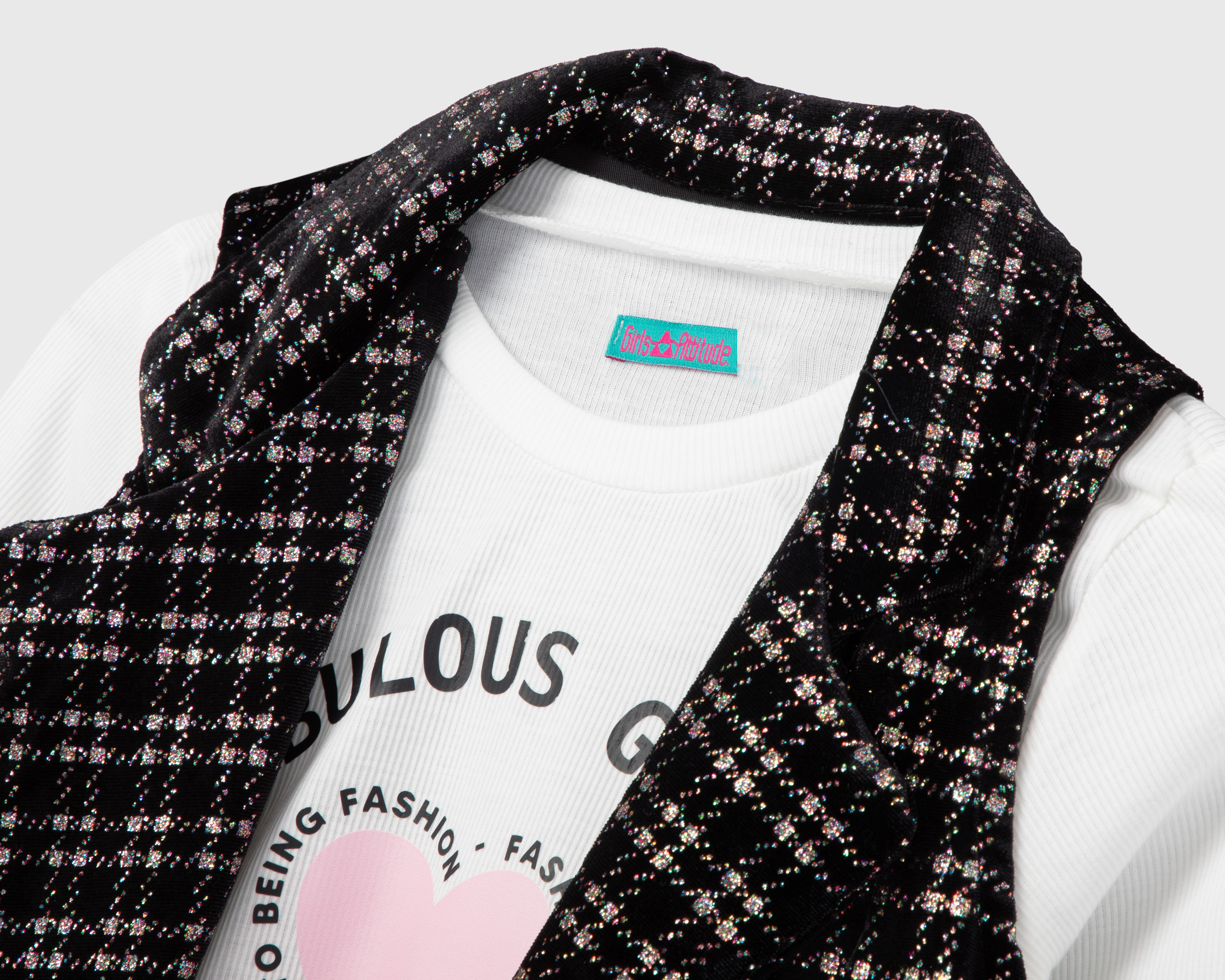 Foto 4 pulgar | Foto 3 | Playera y Chaleco Girls Attitude para Niña