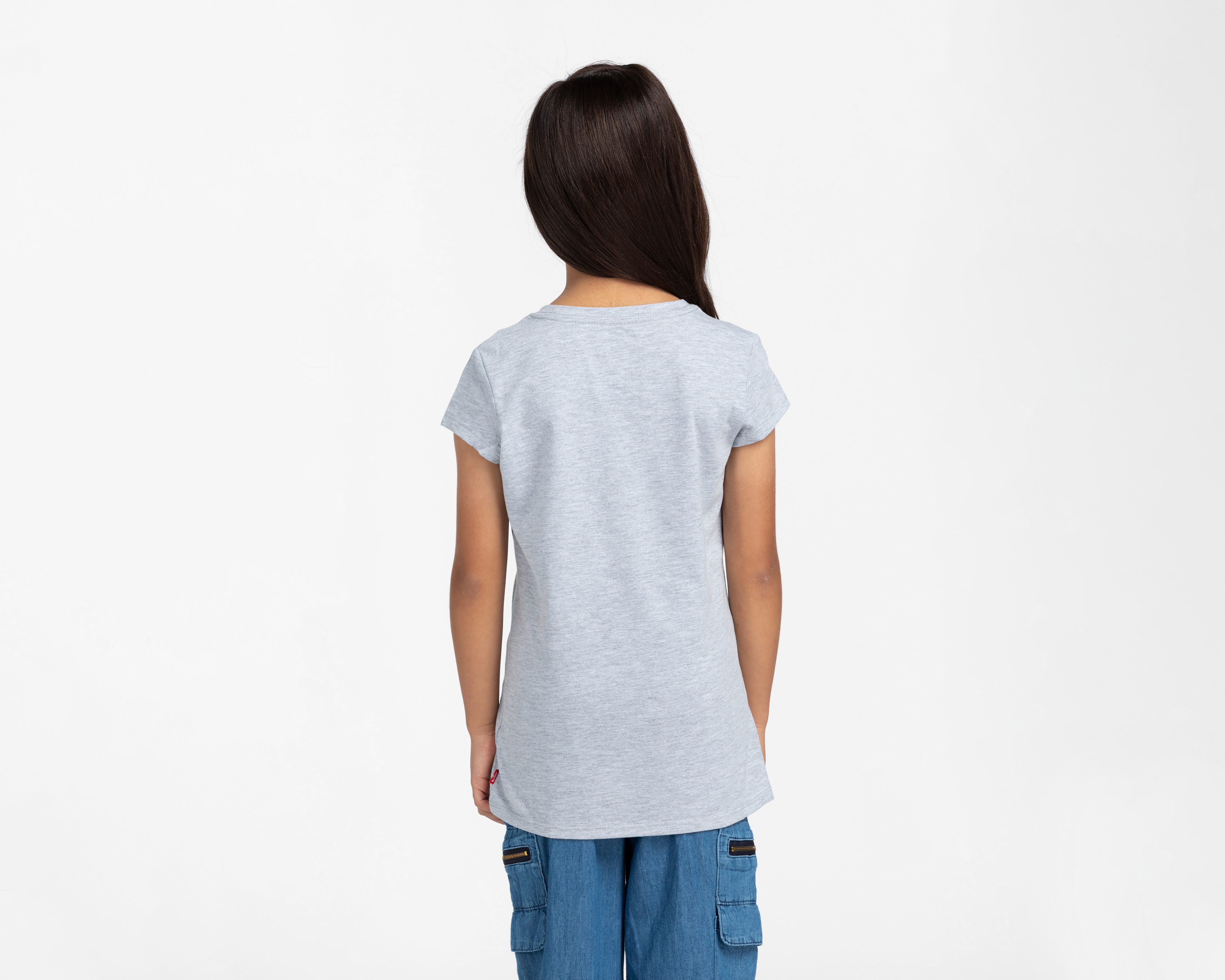 Foto 4 pulgar | Foto 3 | Playera de Cuello Redondo Gris Levi's Juvenil
