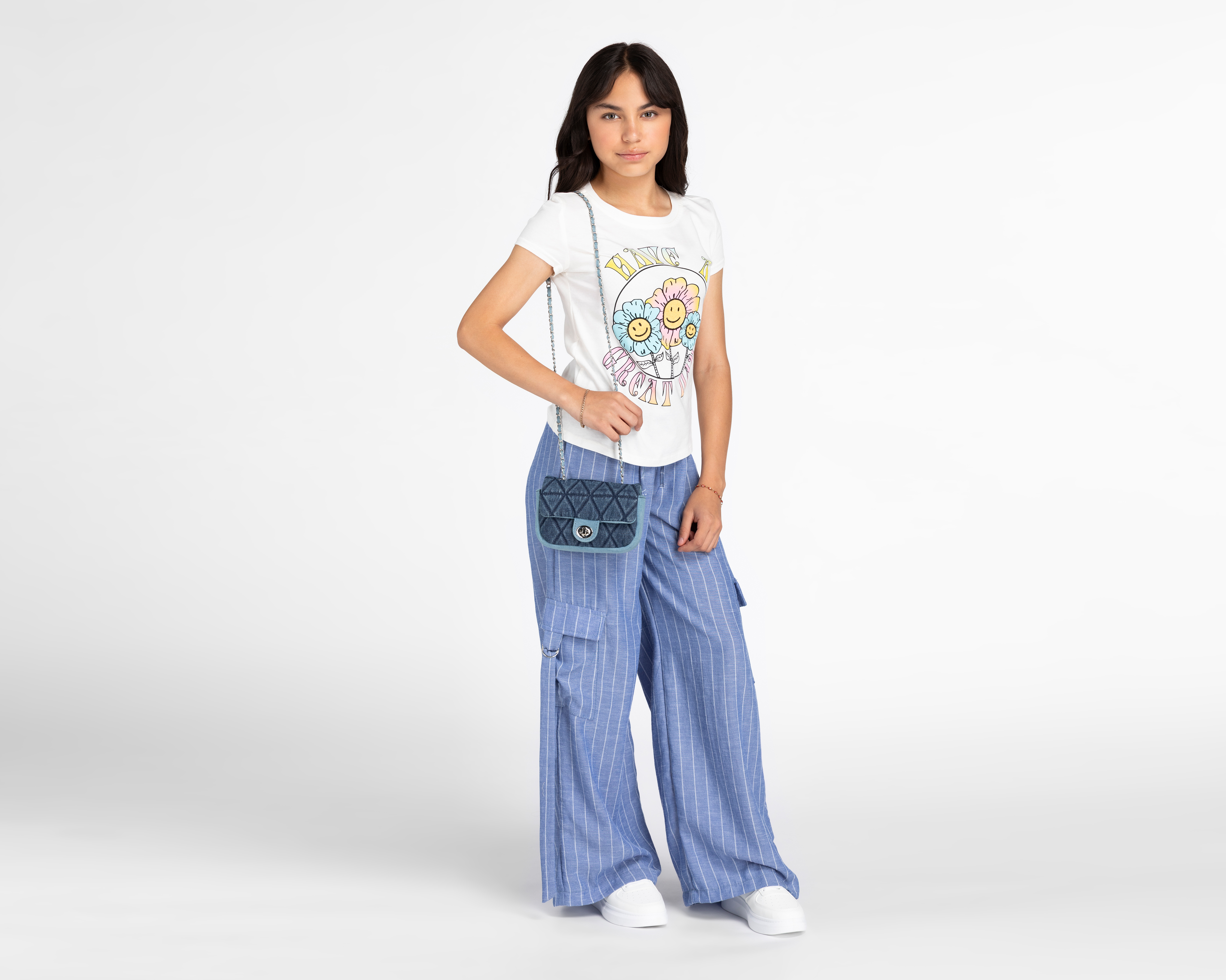 Foto 3 pulgar | Foto 2 | Playera 18 Forever Manga Corta Juvenil