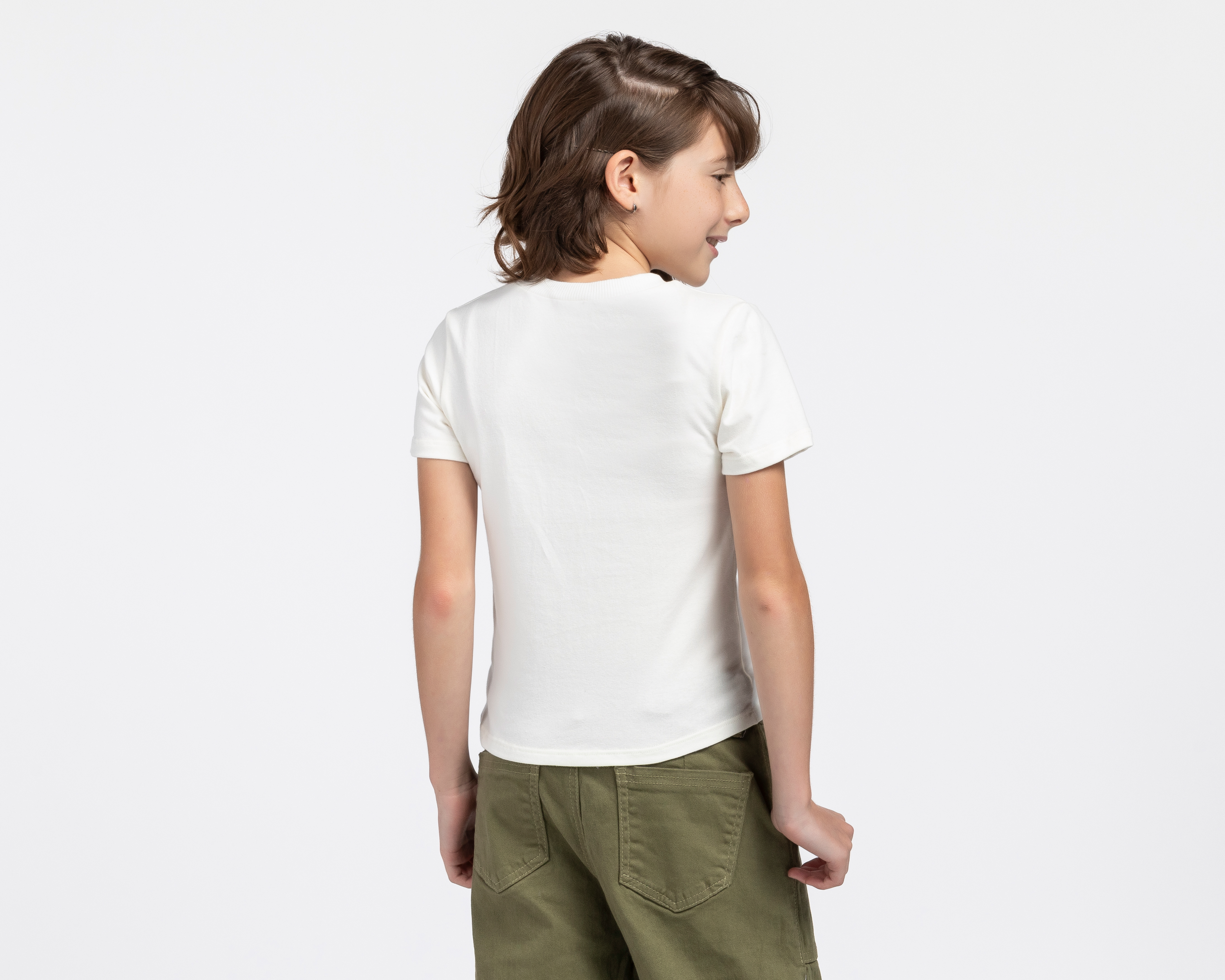 Foto 3 pulgar | Foto 2 | Playera Cuello Redondo Blanca Harry Potter para Niña