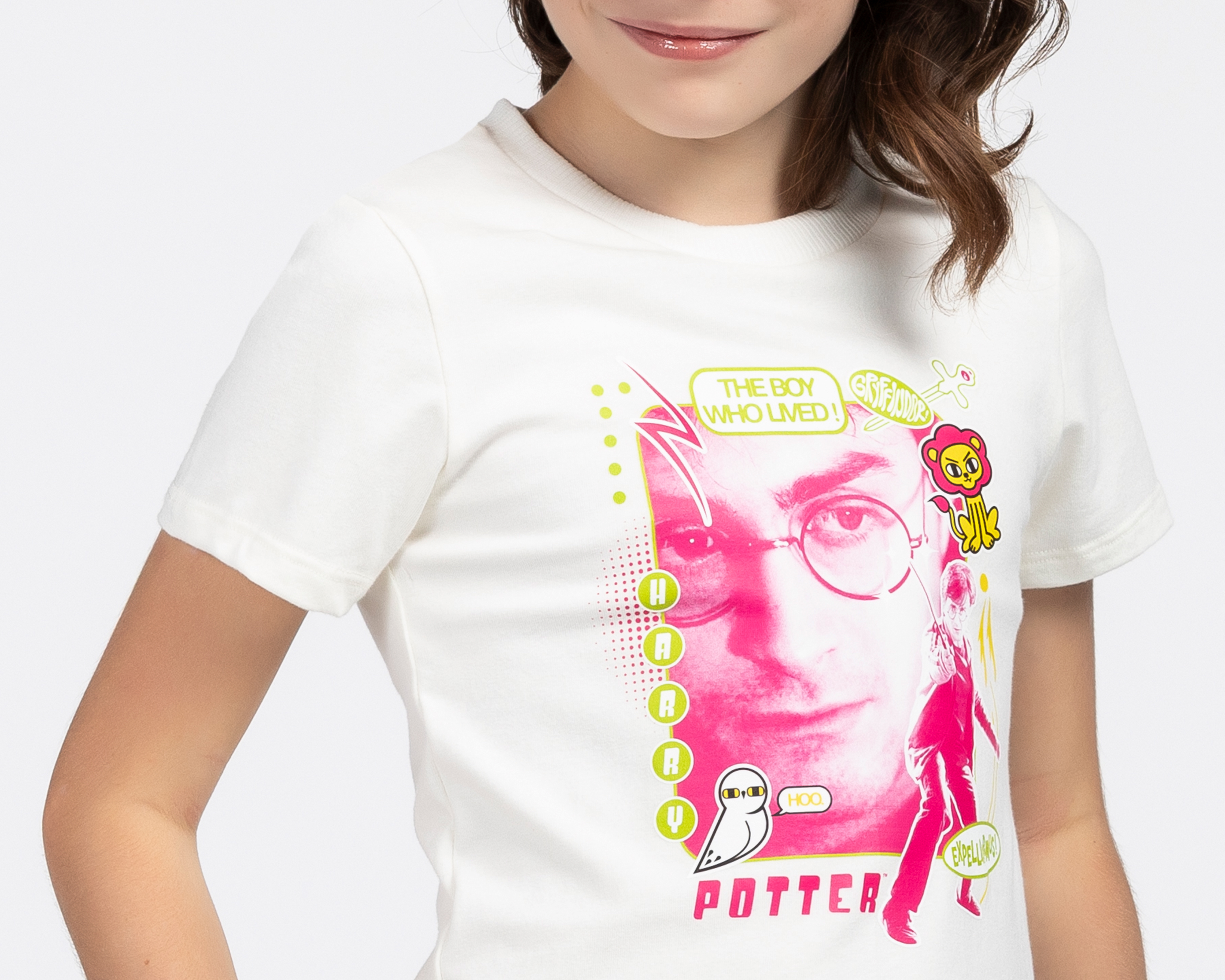 Foto 4 pulgar | Foto 3 | Playera Cuello Redondo Blanca Harry Potter para Niña