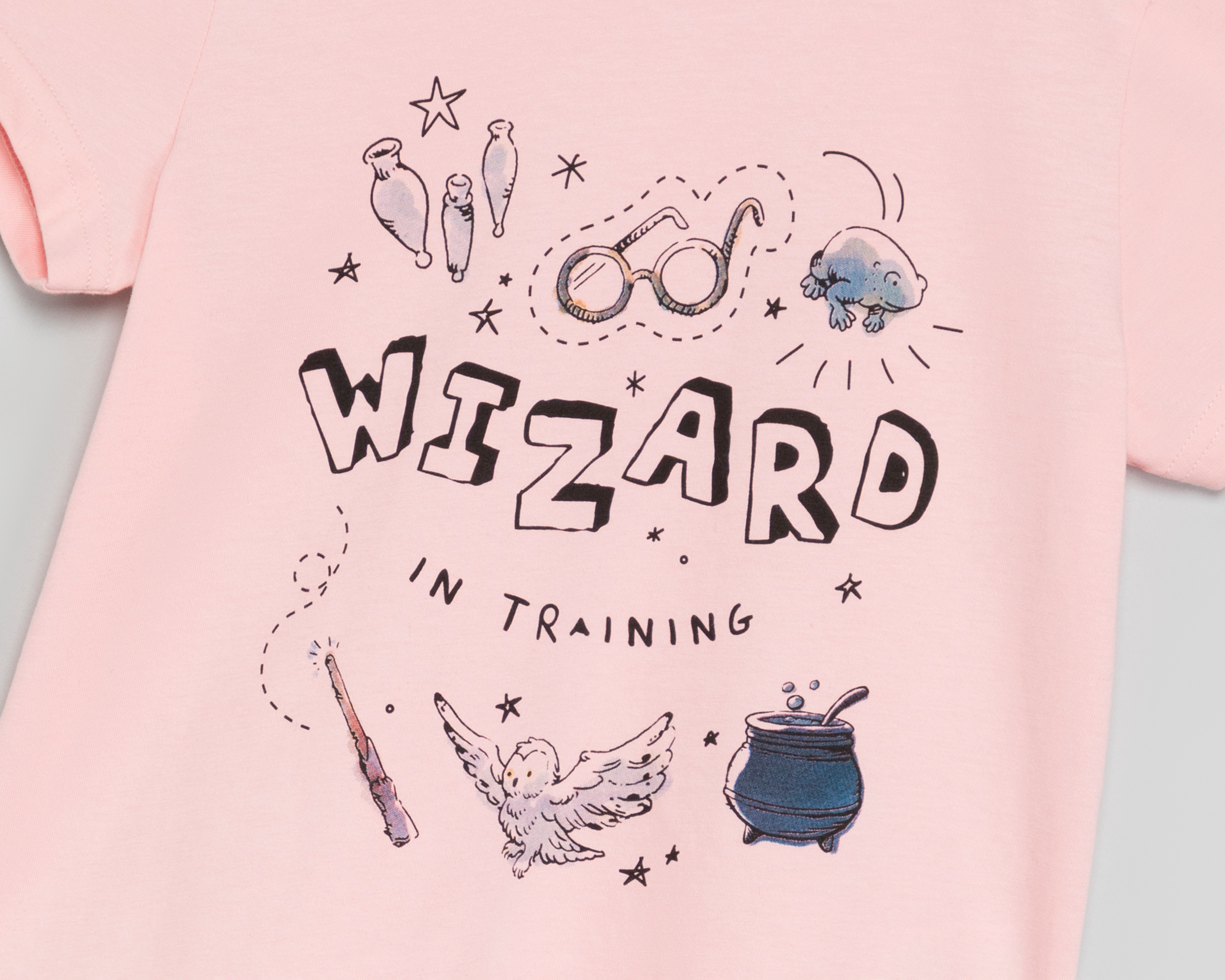 Foto 4 pulgar | Foto 3 | Playera de Cuello Redondo Rosa Harry Potter para Niña