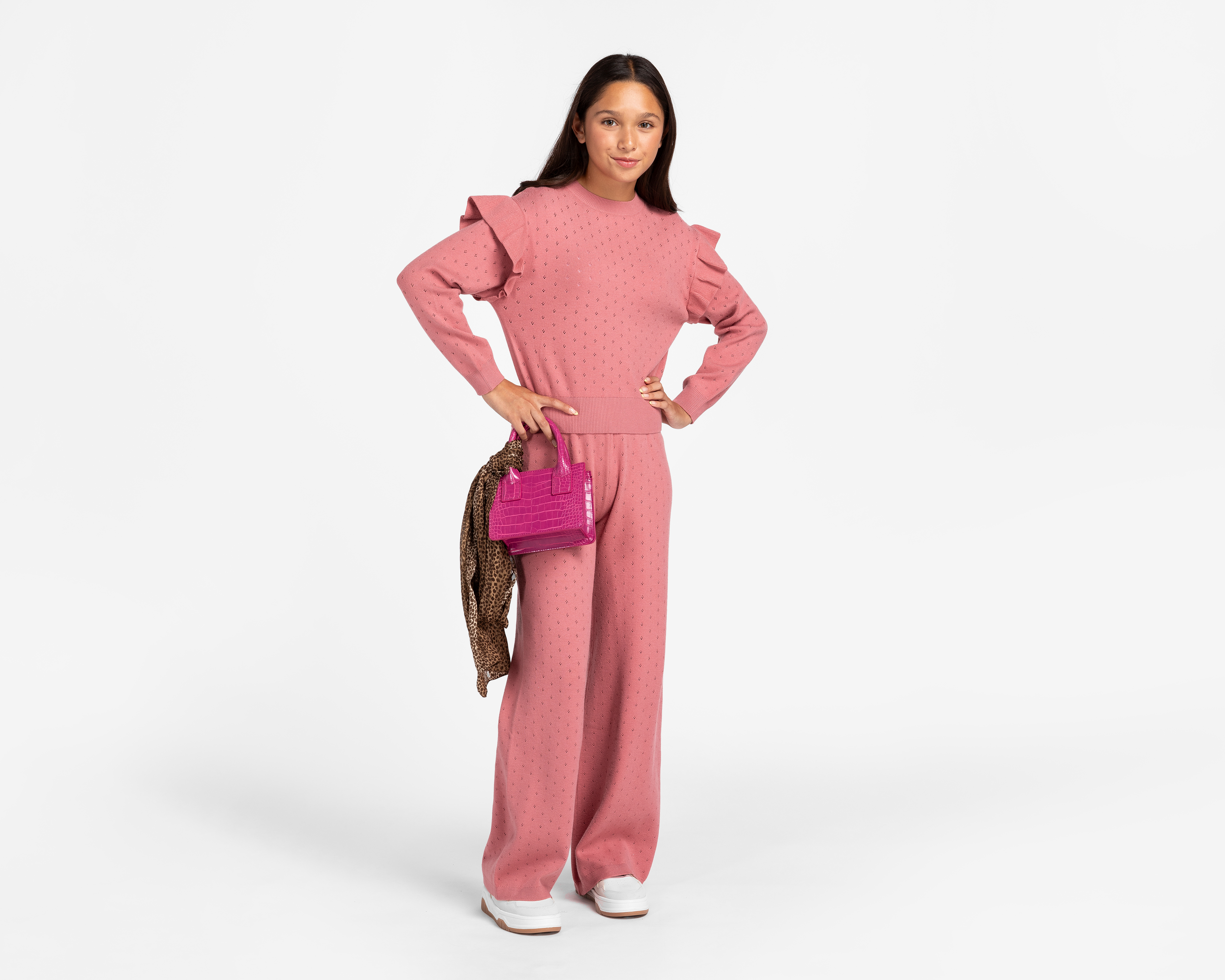 Foto 3 pulgar | Foto 2 | Sudadera y Pants Refill para Niña