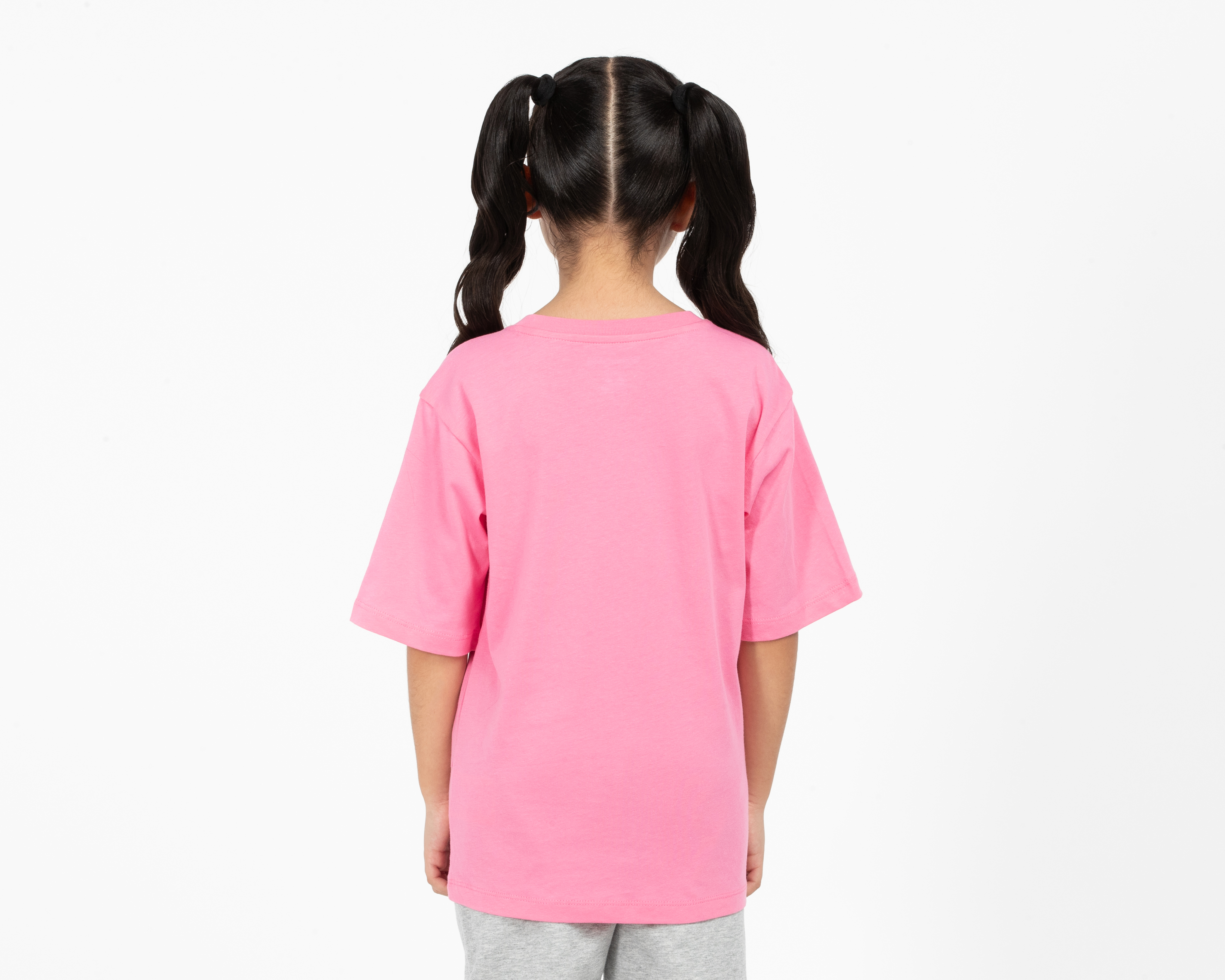 Foto 4 pulgar | Foto 3 | Playera de Cuello Redondo Champion para Niña