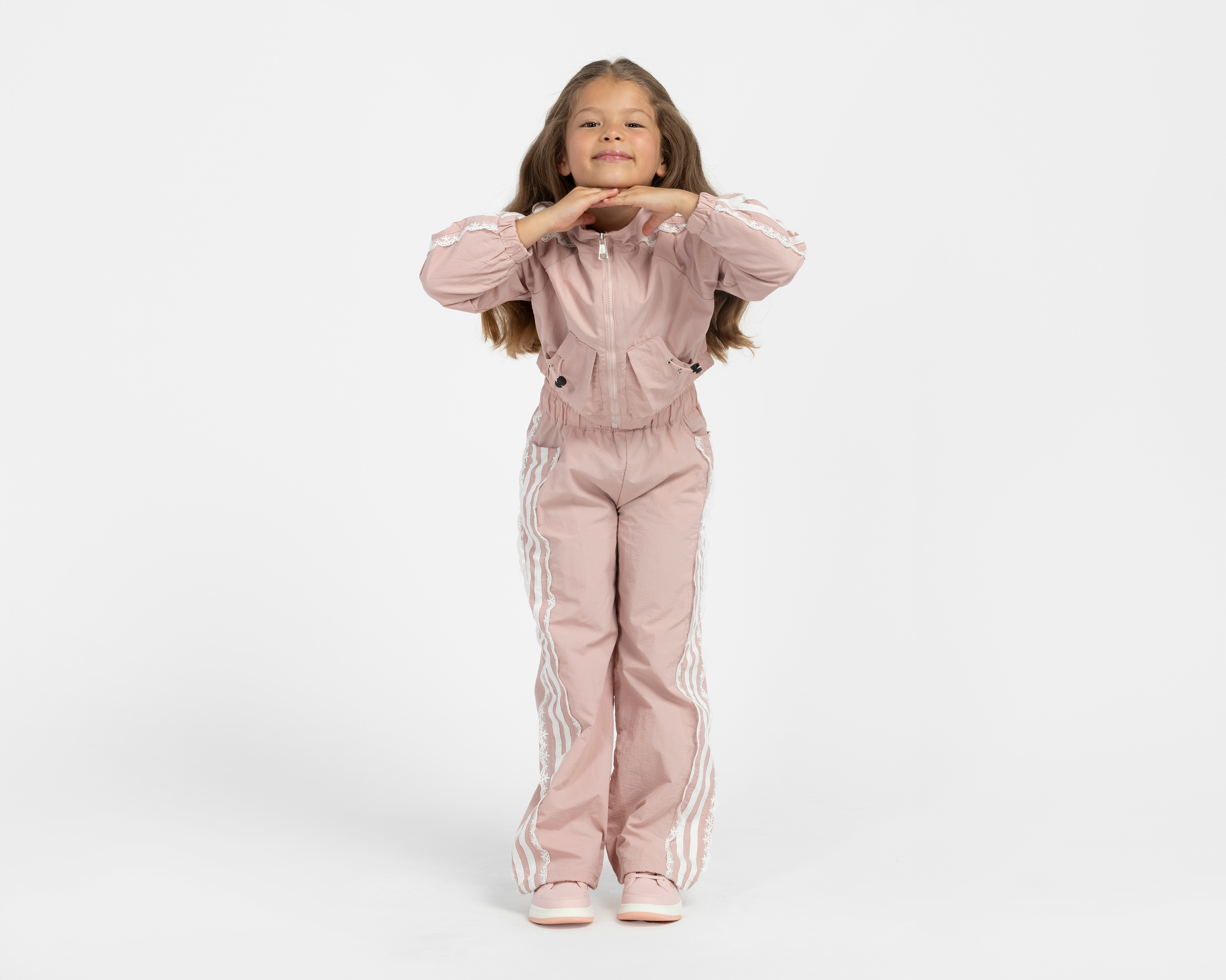 Pantalón y Chamarra 18 Forever para Niña