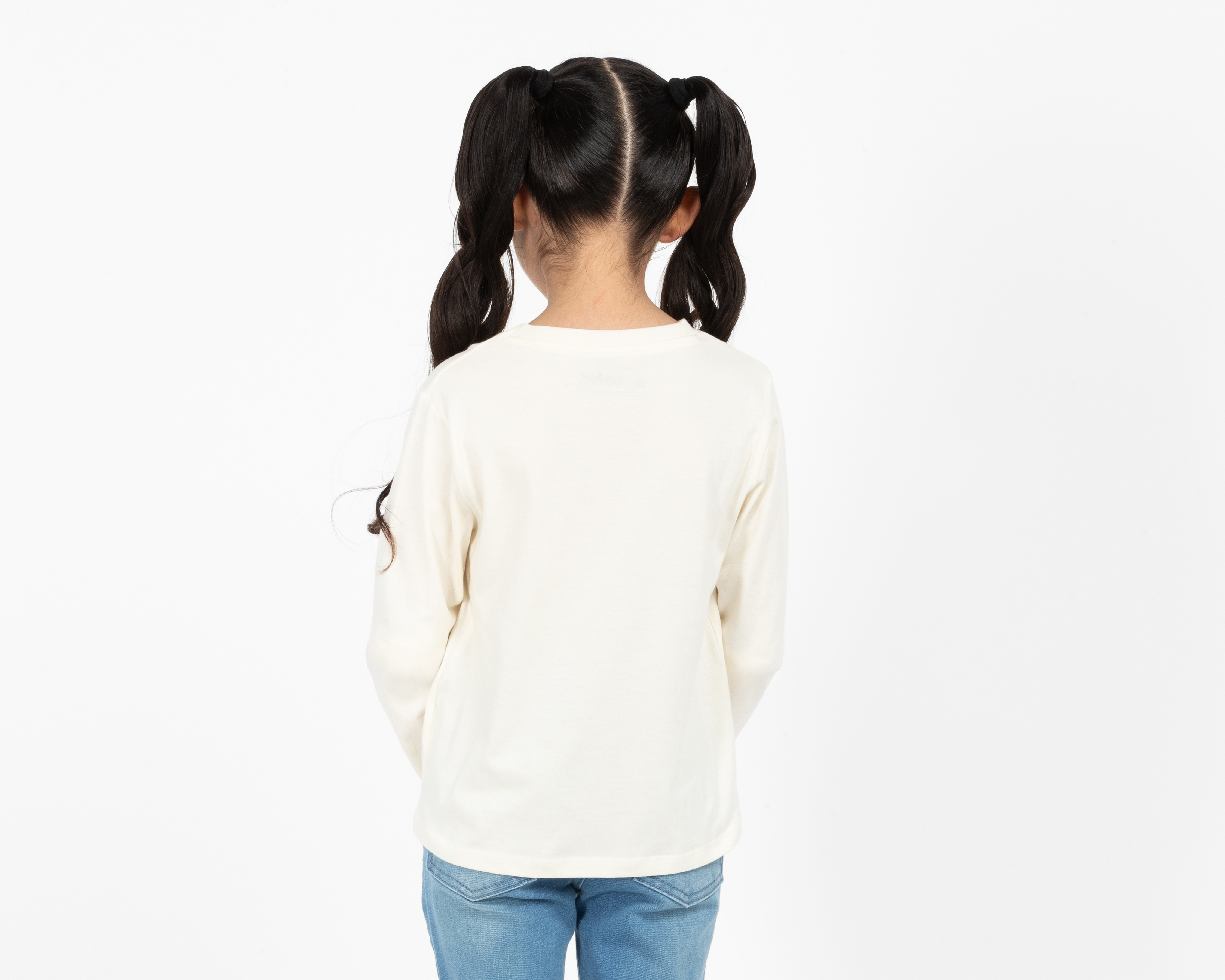 Foto 3 pulgar | Foto 2 | Playera de Cuello Redondo Beige Harry Potter para Niña