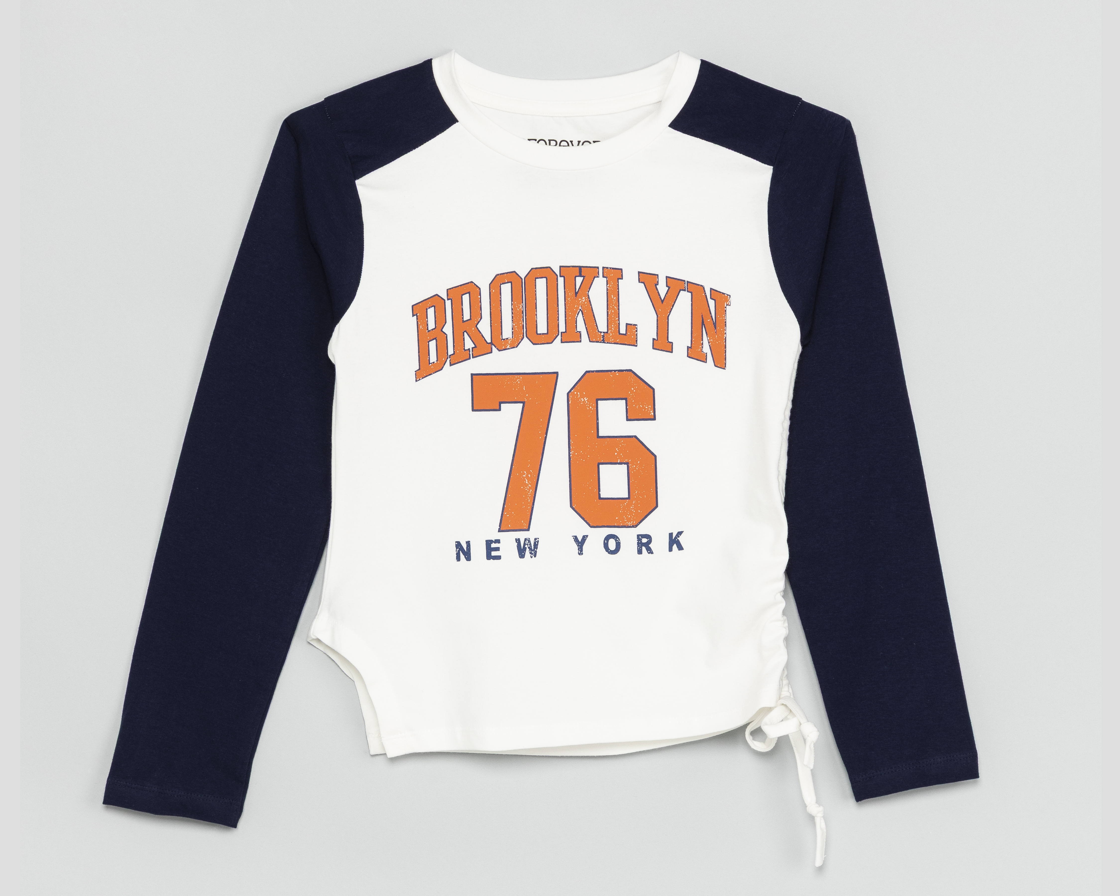 Foto 2 pulgar | Foto 1 | Playera Manga Larga Blanca 18 Forever Juvenil