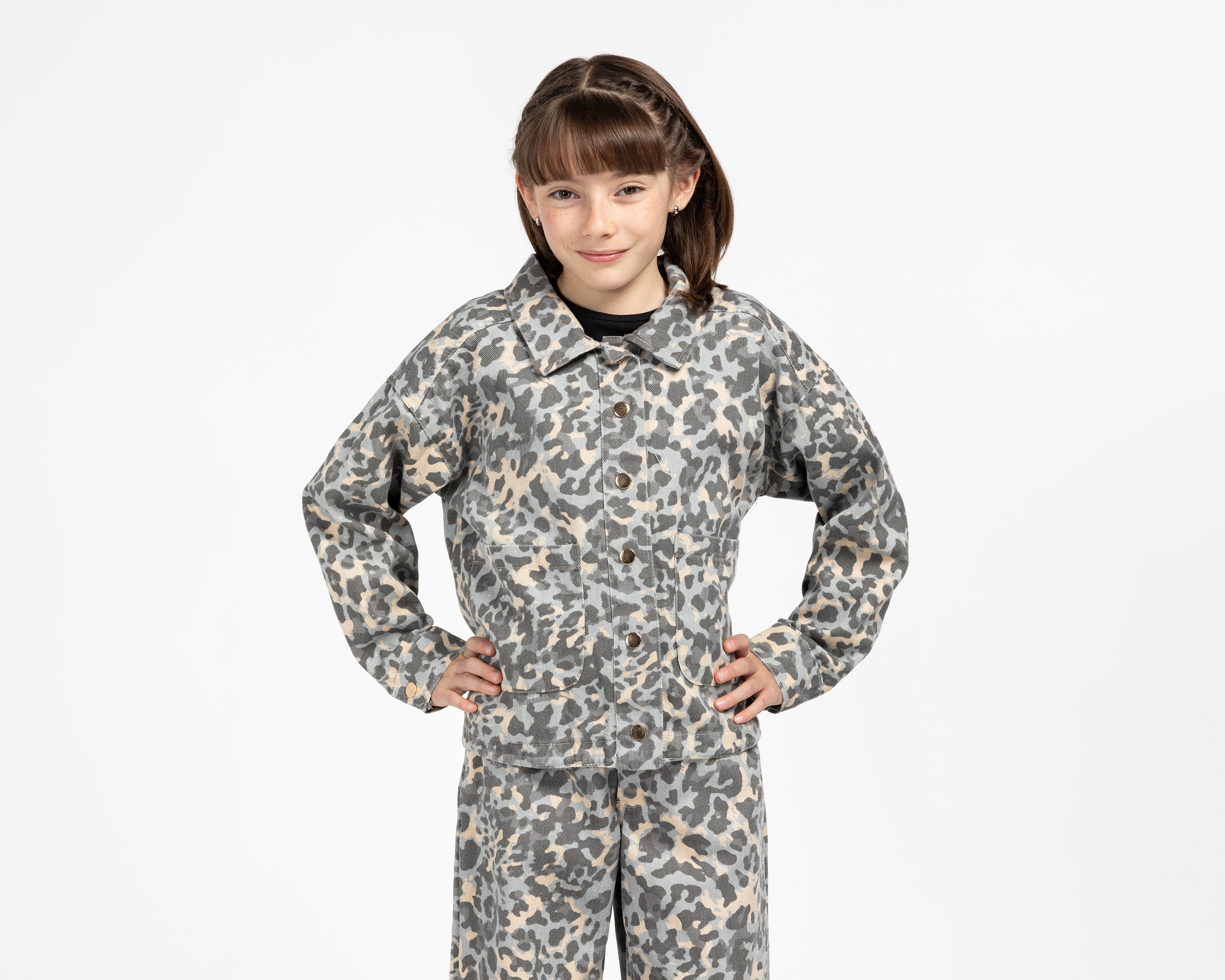 Foto 4 pulgar | Foto 3 | Pantalón y Chamarra 18 Forever para Niña