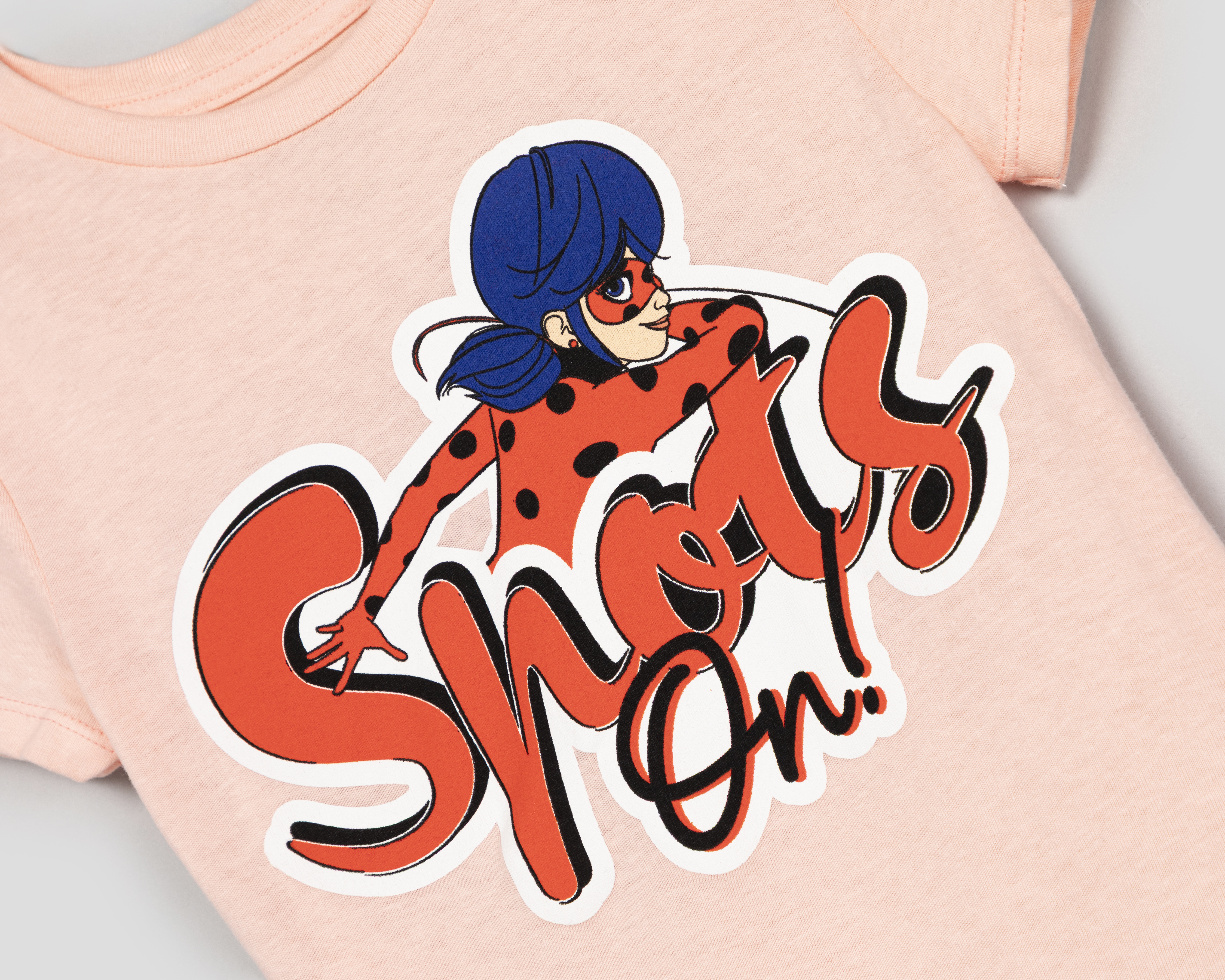 Foto 4 pulgar | Foto 3 | Playera de Cuello Redondo Rosa Lady Bug para Niña