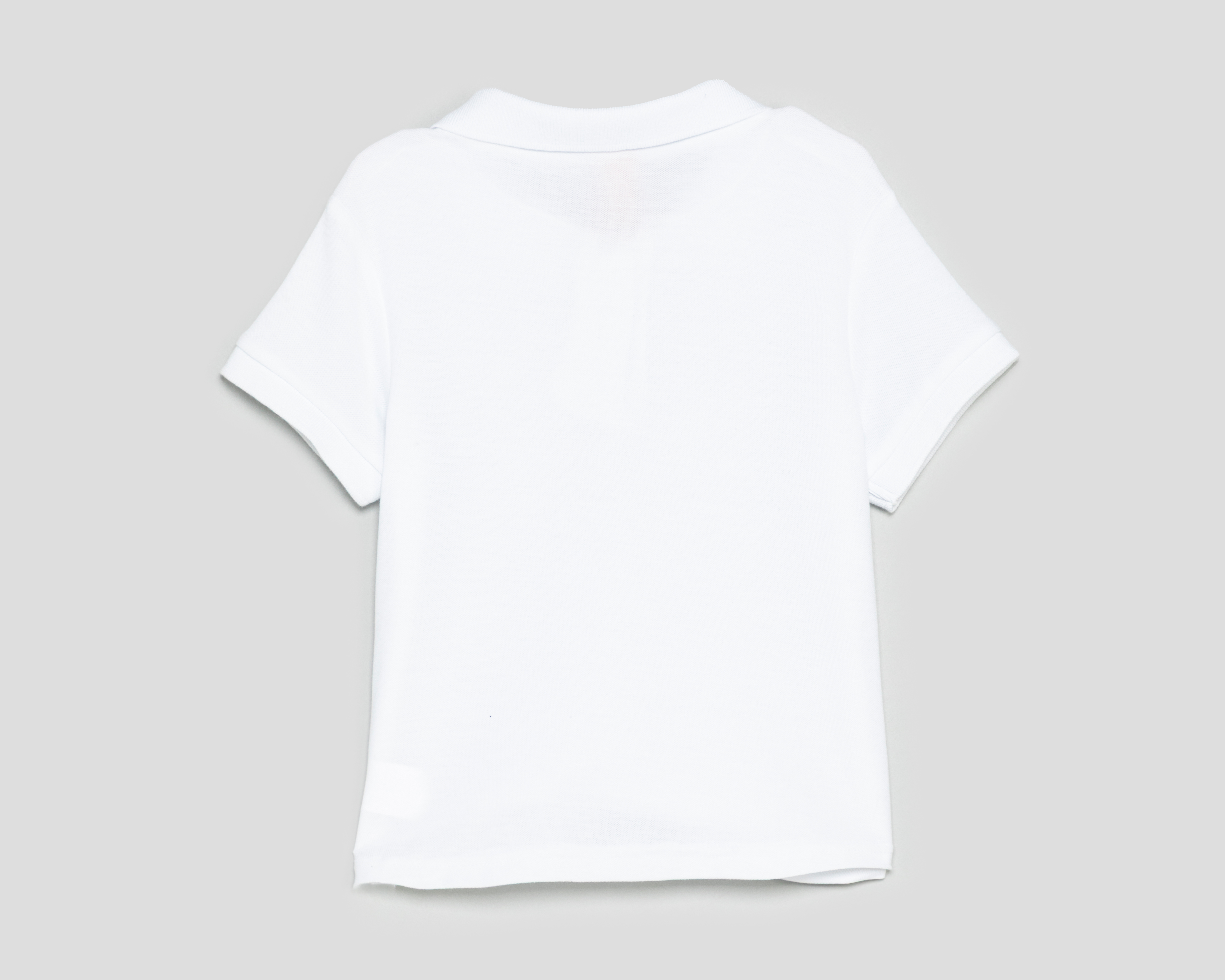 Foto 3 pulgar | Foto 2 | Playera Polo Grafito Blanca para Niña