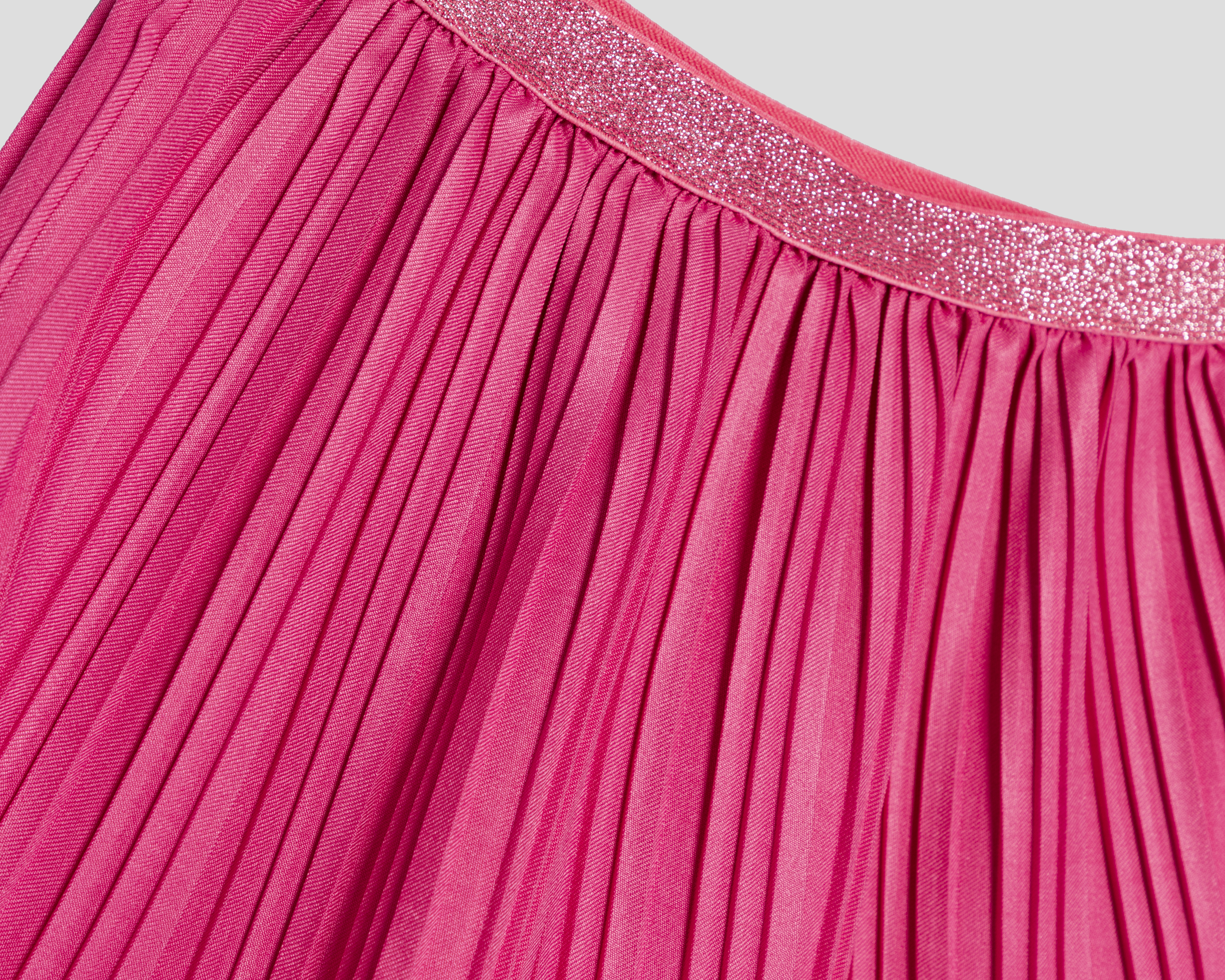 Foto 5 pulgar | Foto 4 | Playera y Falda Barbie para Niña