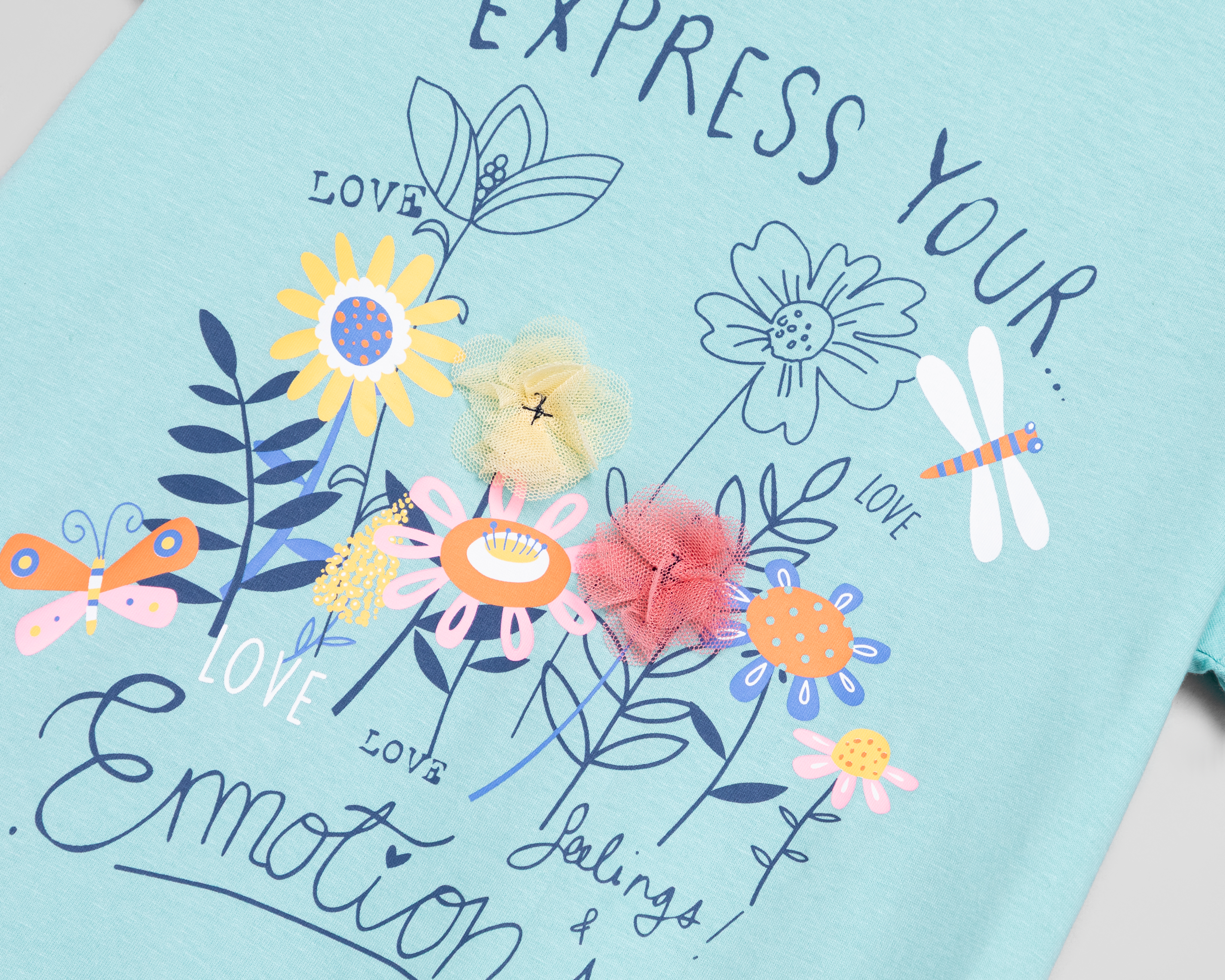 Foto 4 pulgar | Foto 3 | Playera de Cuello Redondo Azul Girls Attitude para Niña