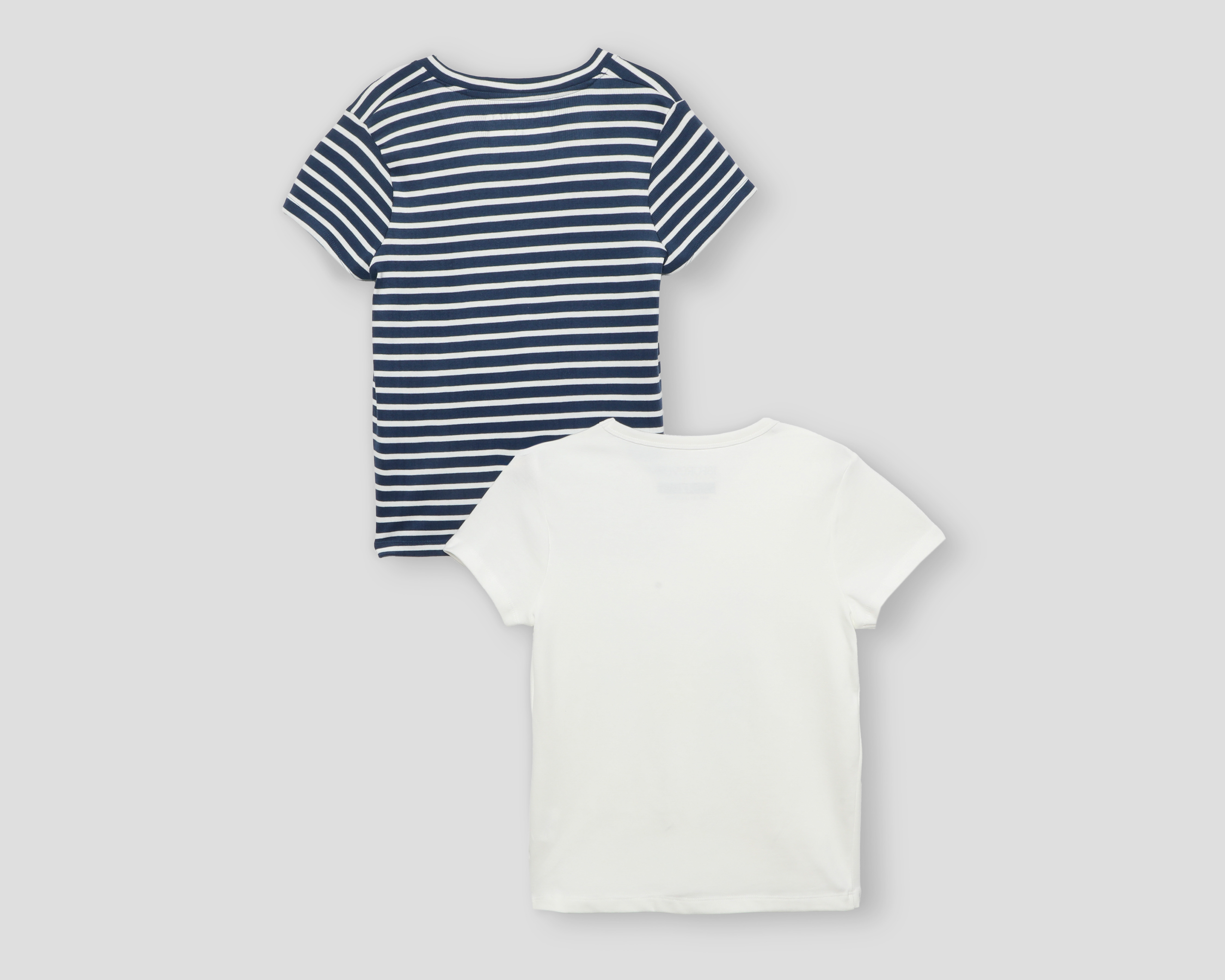 Foto 2 | Foto 2 | Playera 18 Forever para Niña 2 Piezas