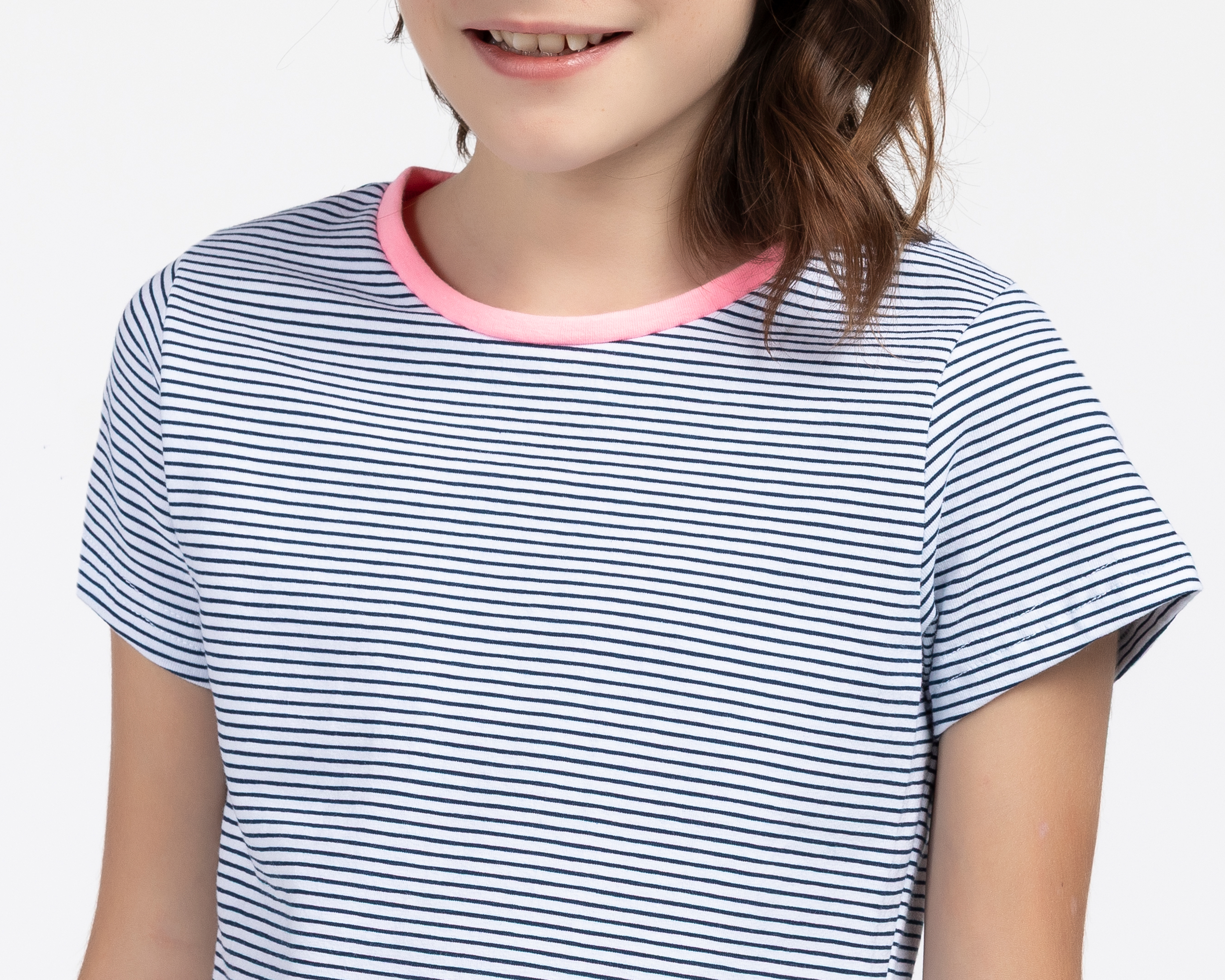 Foto 4 | Foto 4 | Playera de Cuello Redondo Blanca Girls Attitude para Niña