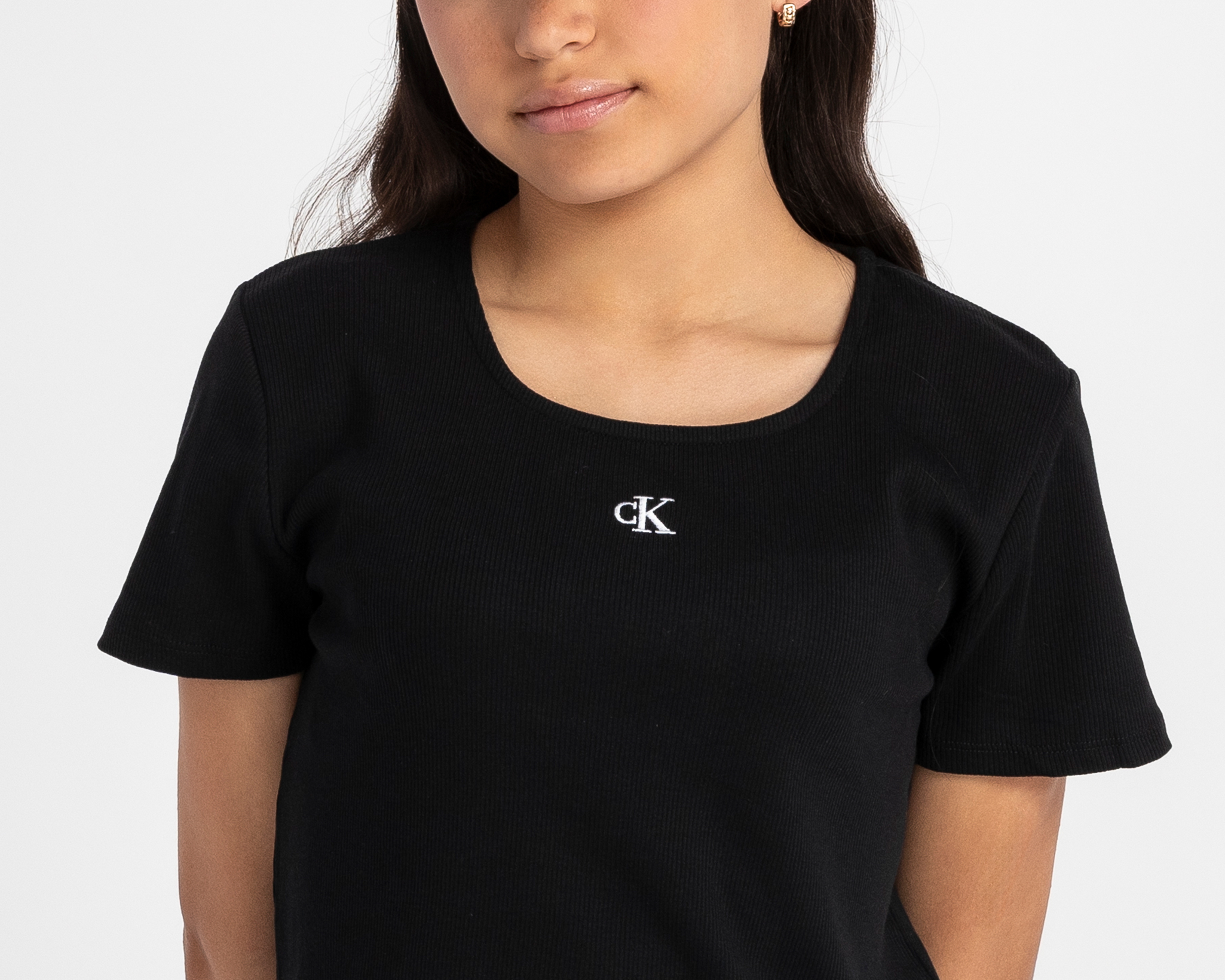 Foto 5 pulgar | Foto 4 | Playera de Cuello Redondo Negra Calvin Klein para Niña