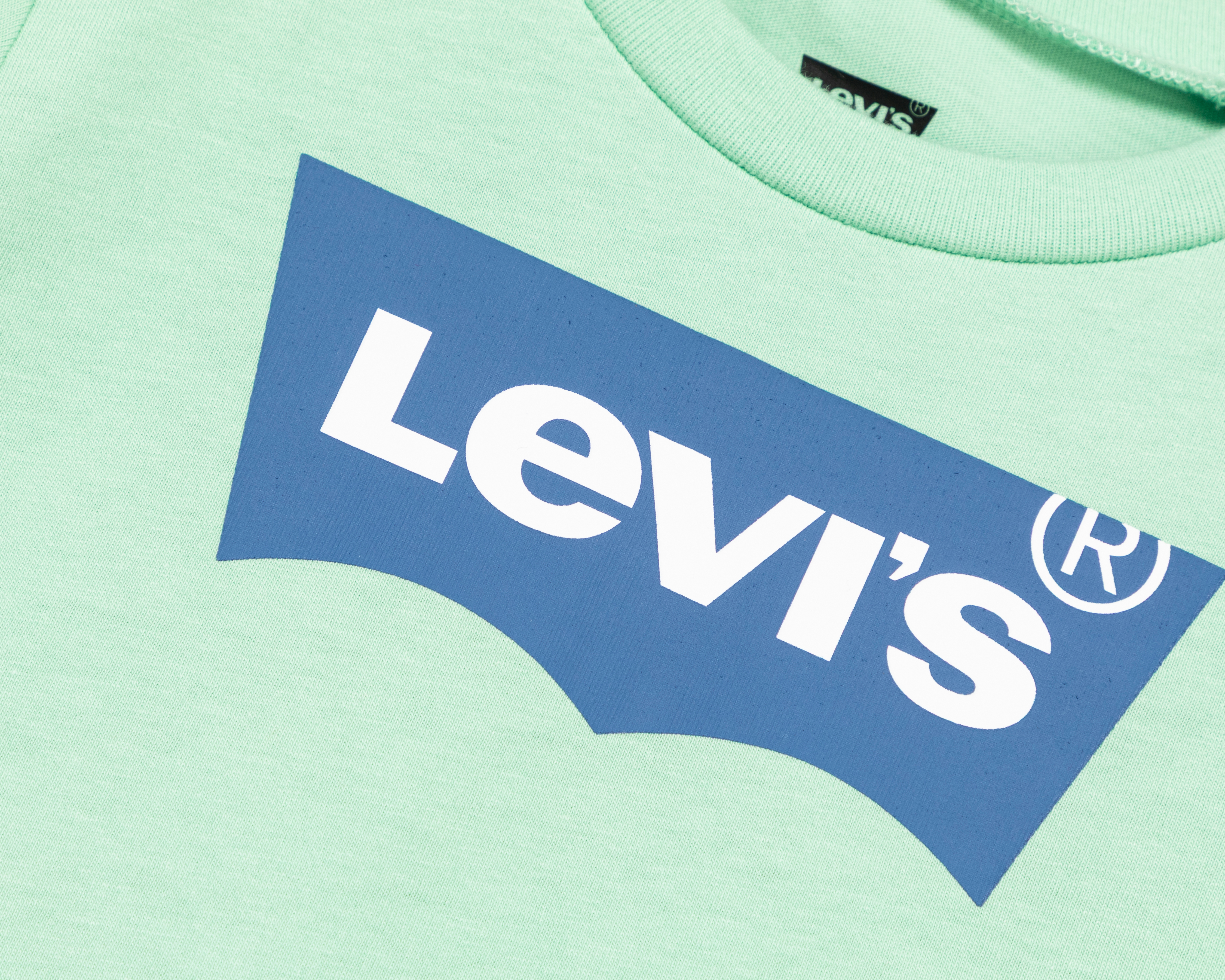 Foto 4 pulgar | Foto 3 | Playera de Cuello Redondo Verde Levi's Juvenil
