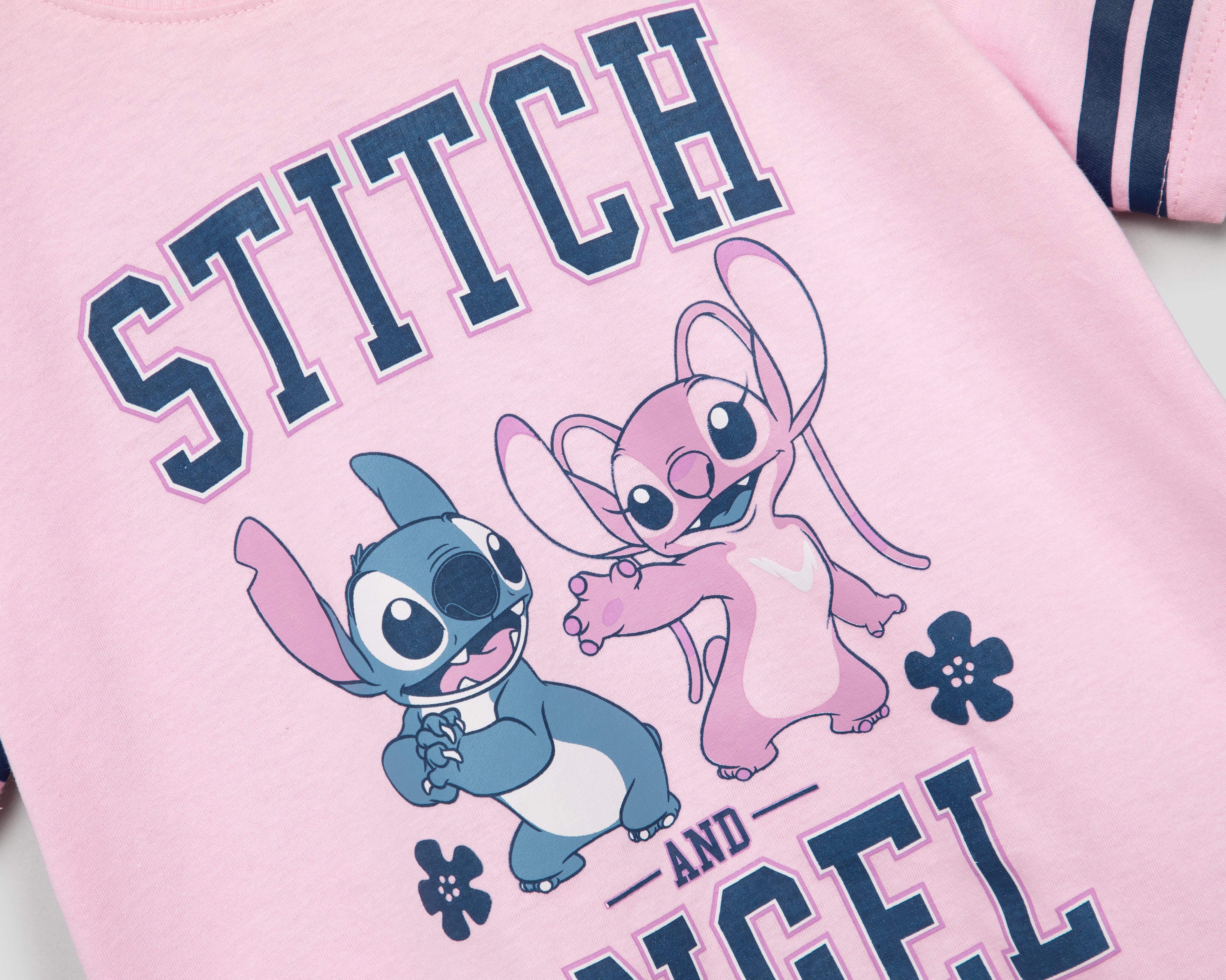 Foto 4 pulgar | Foto 3 | Playera de Cuello Redondo Rosa Disney Lilo & Stitch para Niña