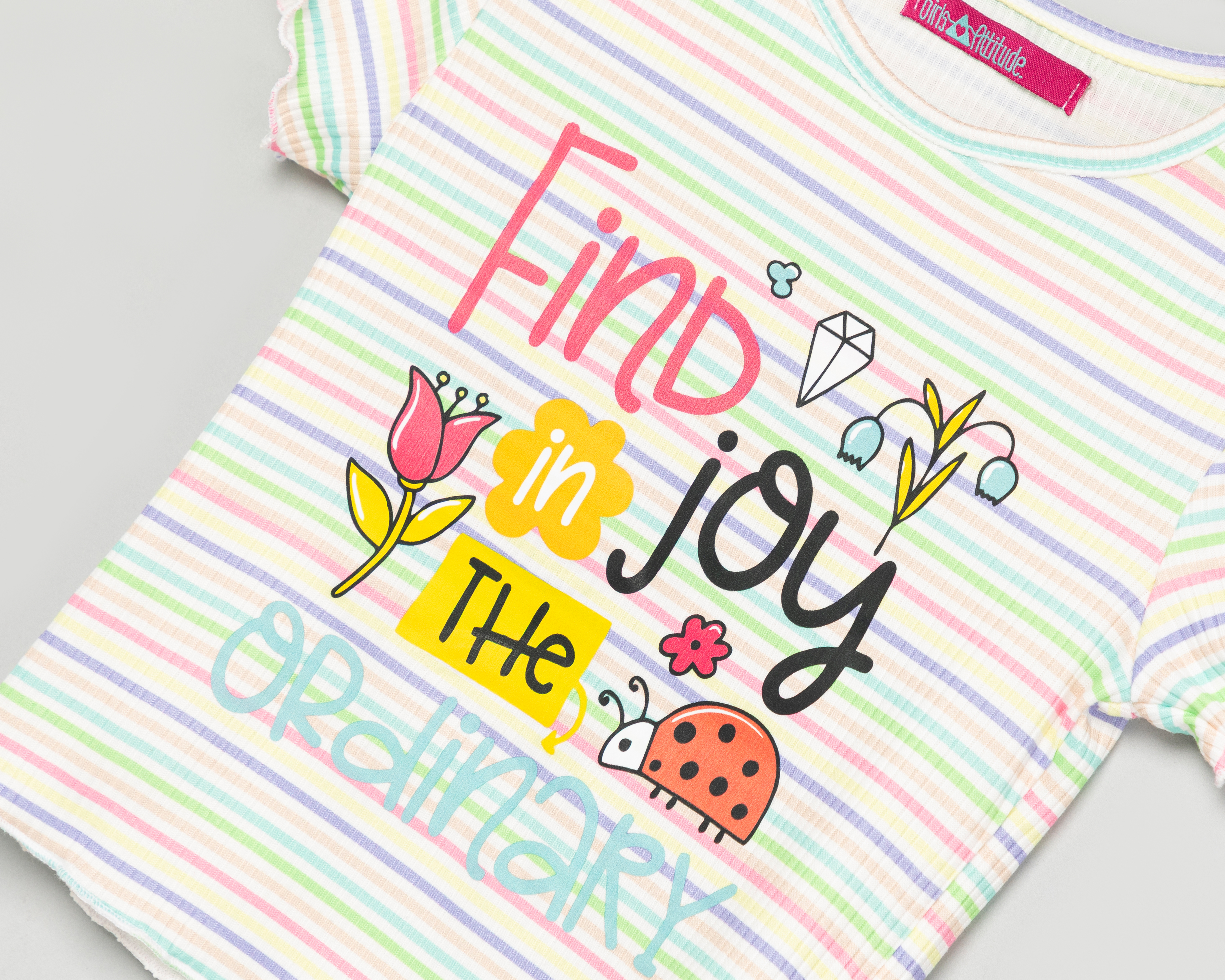 Foto 4 pulgar | Foto 3 | Playera de Cuello Redondo Multicolor Girls Attitude para Niña