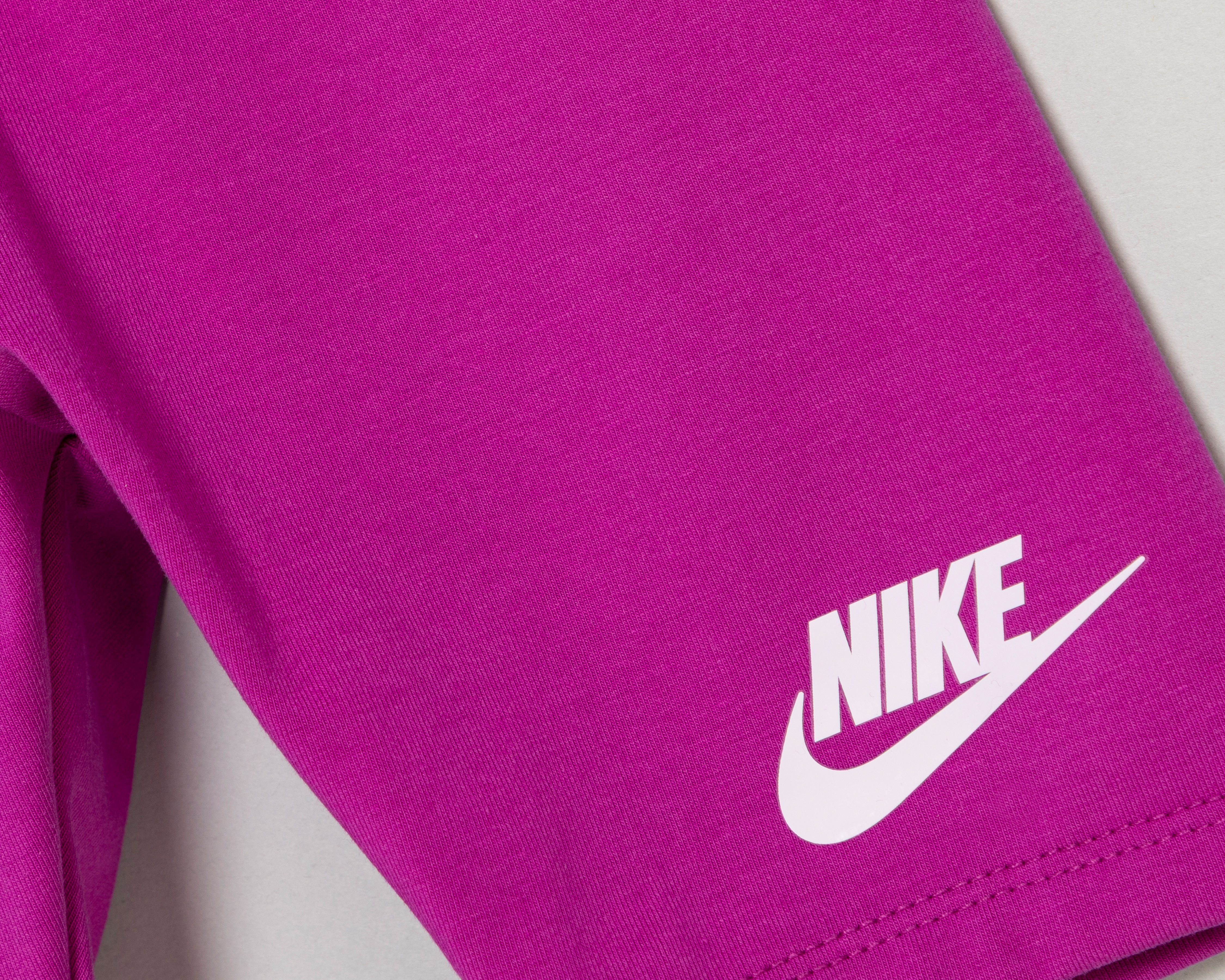 Foto 5 pulgar | Foto 4 | Short y Playera Nike para Niña