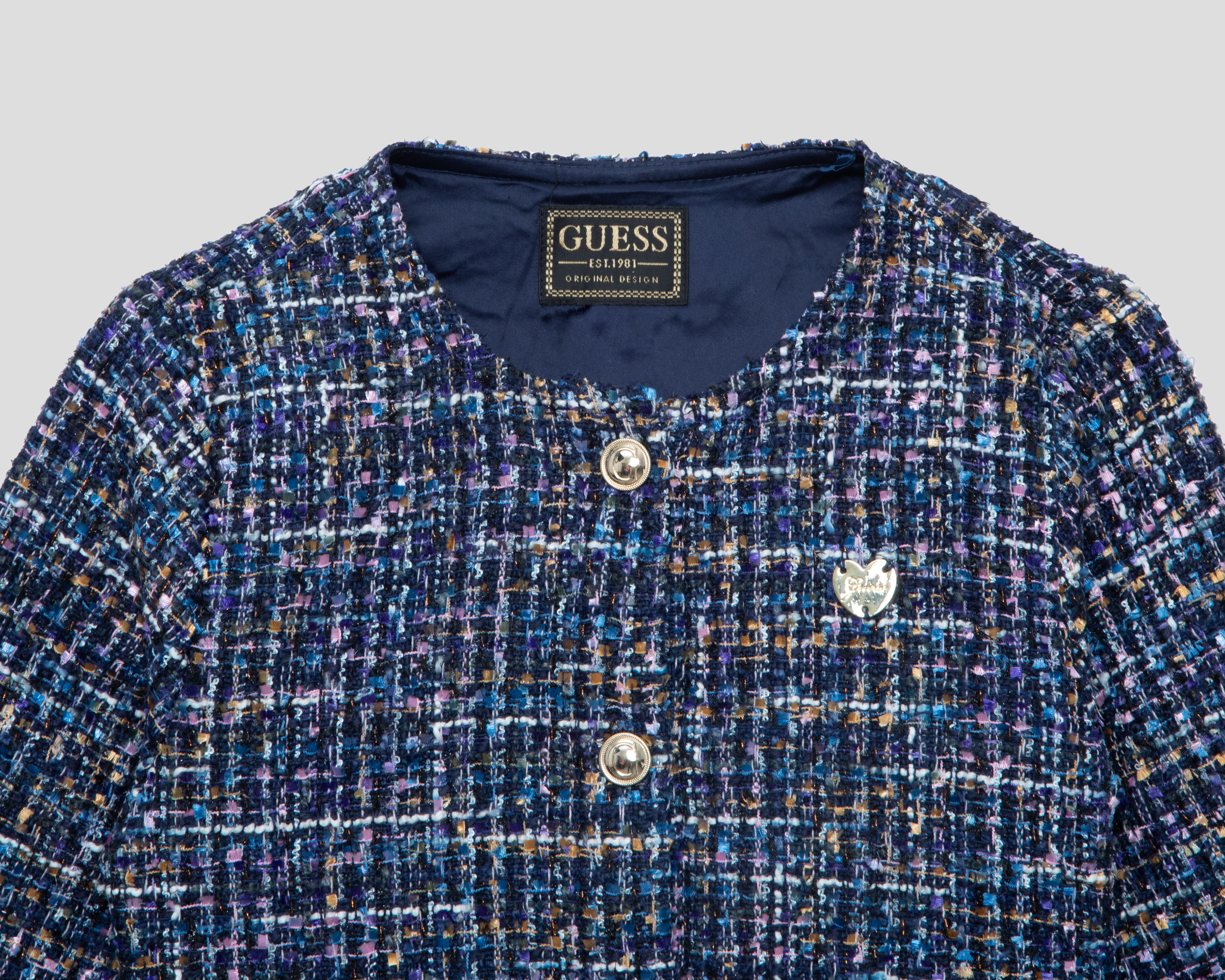 Foto 4 pulgar | Foto 3 | Chamarra Guess para Niña