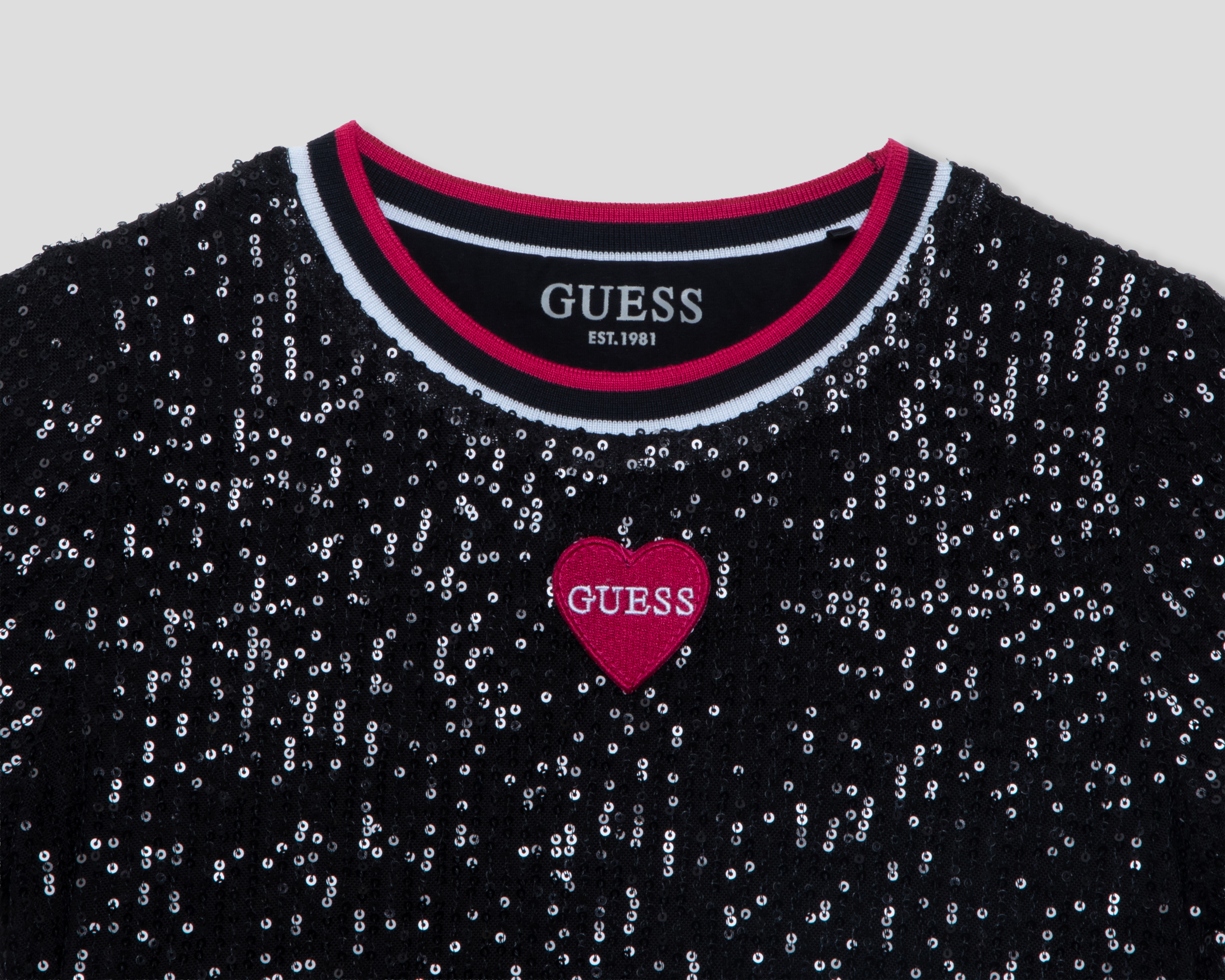 Foto 4 pulgar | Foto 3 | Playera de Cuello Redondo Negra Guess Juvenil