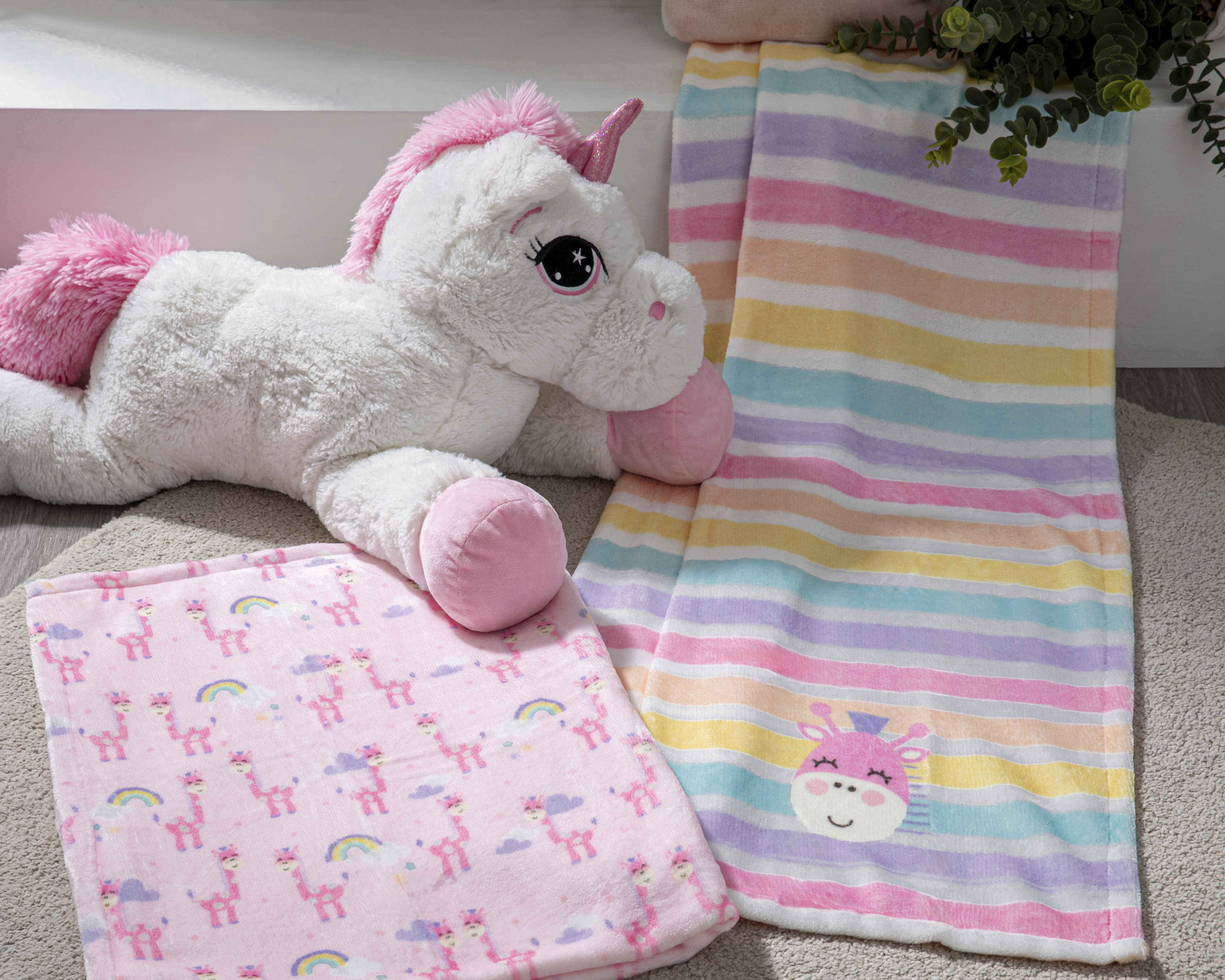 Foto 2 pulgar | Foto 1 | Cobertor Baby Colors para Bebé Niña 2 Piezas
