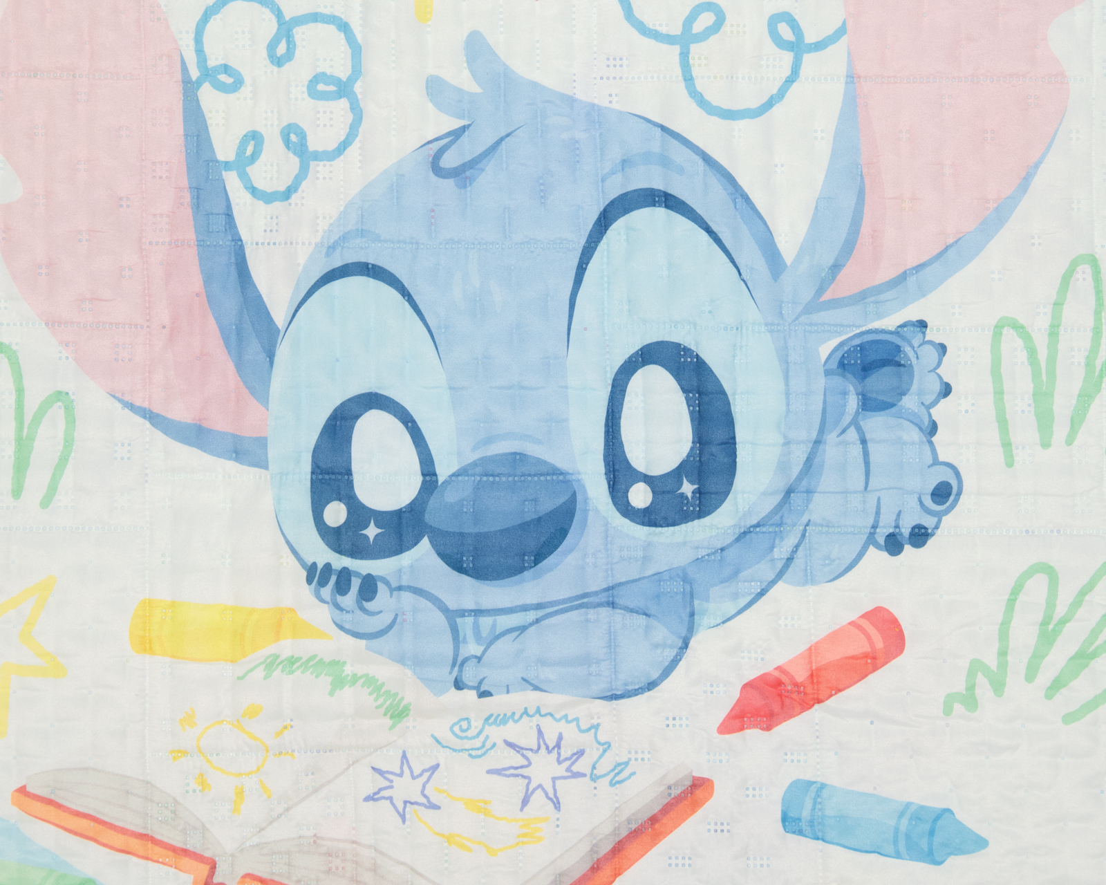 Foto 3 pulgar | Foto 2 | Edredón para Cuna Disney Stitch Multicolor