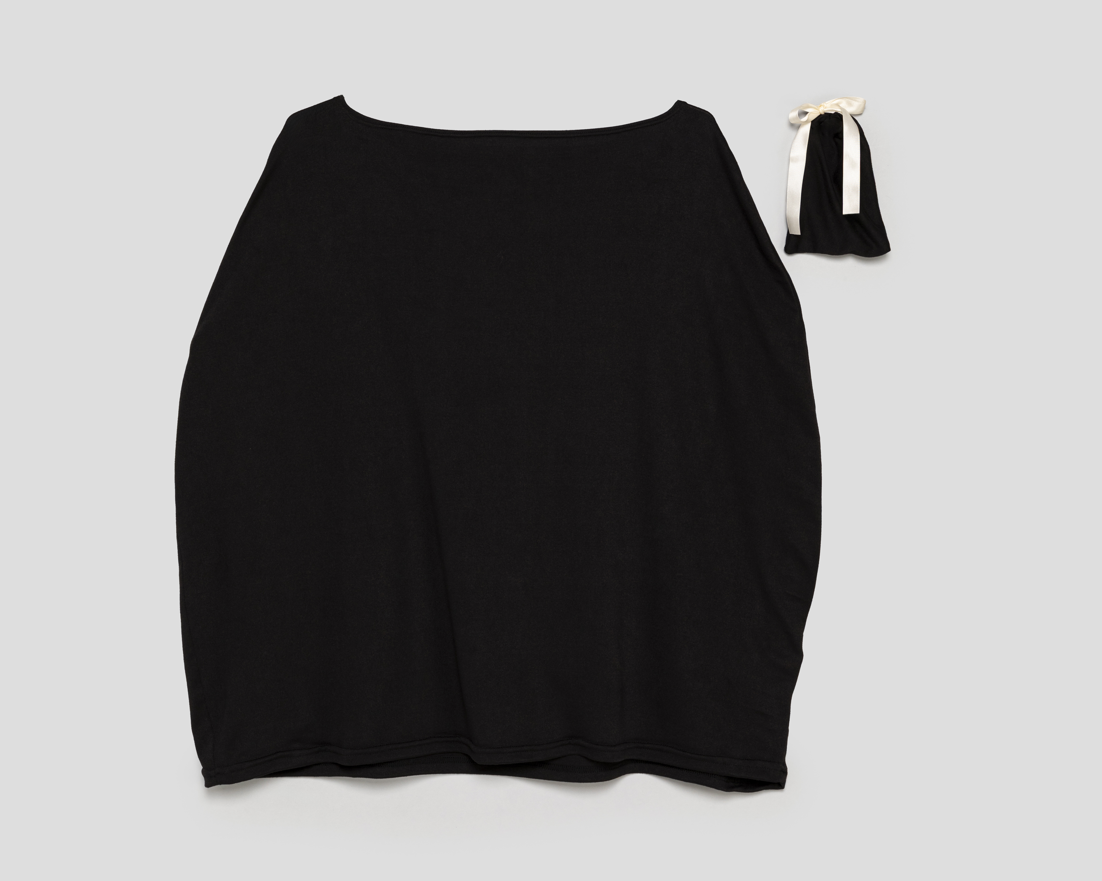 Foto 4 pulgar | Foto 3 | Mascada de Lactancia Bami Negra