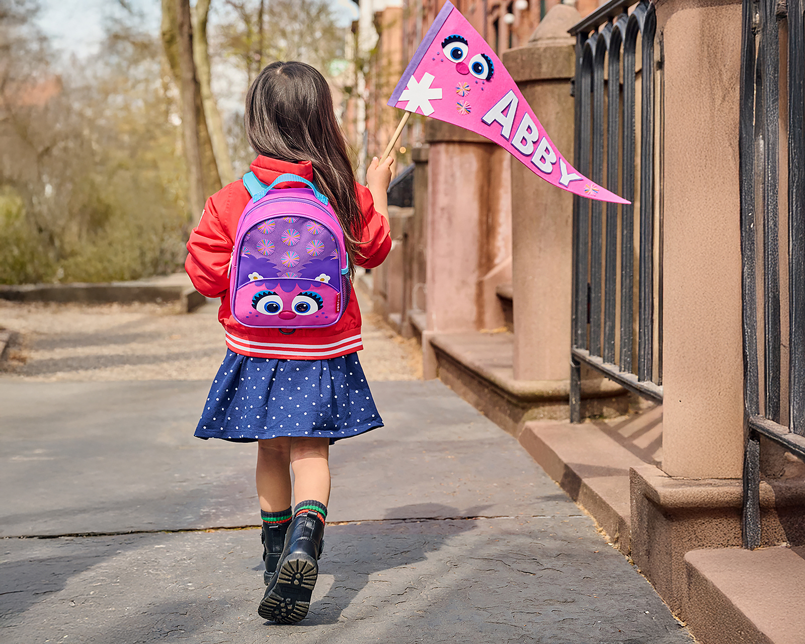 Foto 6 pulgar | Foto 5 | Mochila Skip Hop Abby