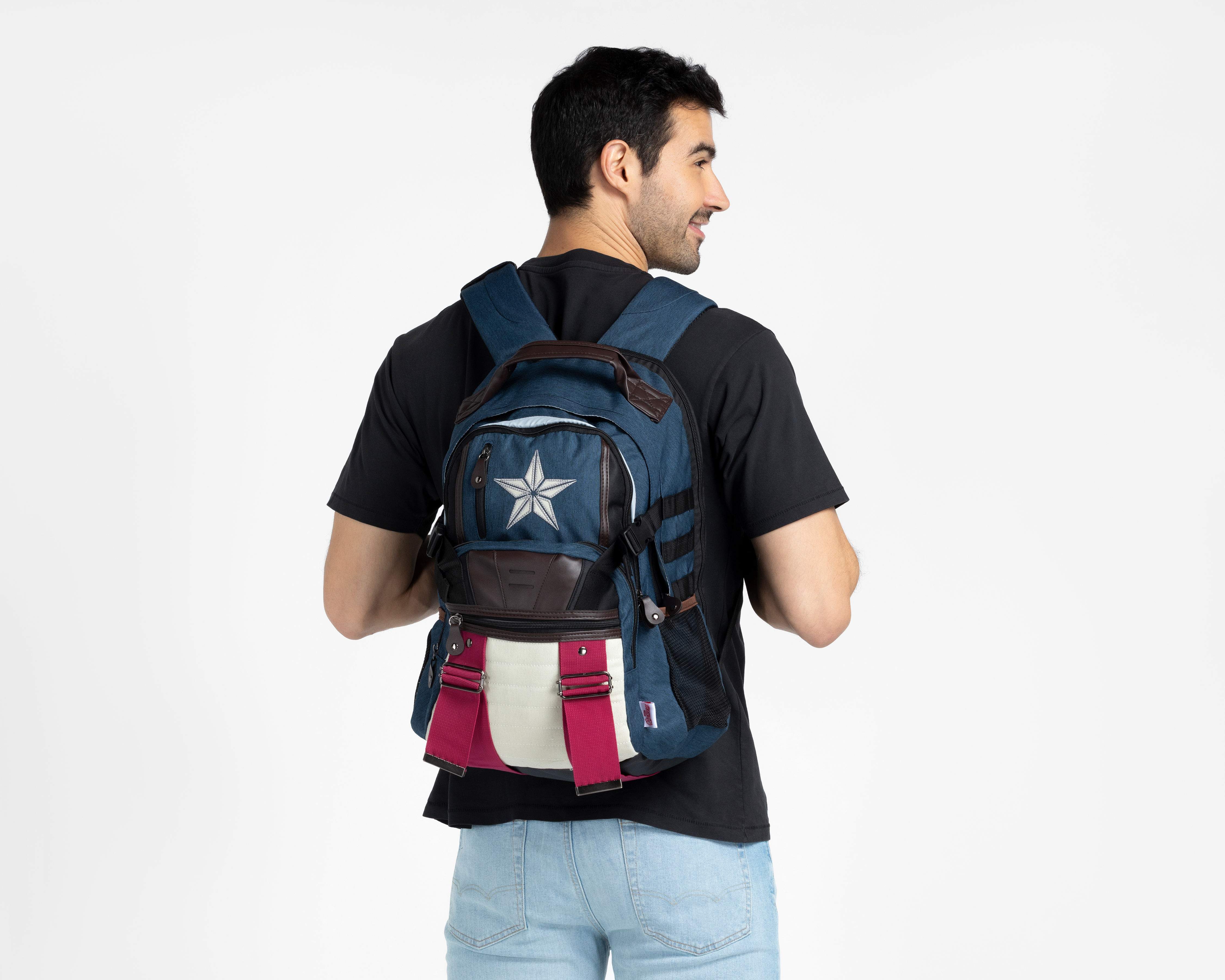 Foto 9 pulgar | Foto 8 | Mochila Marvel Capitán América Azul
