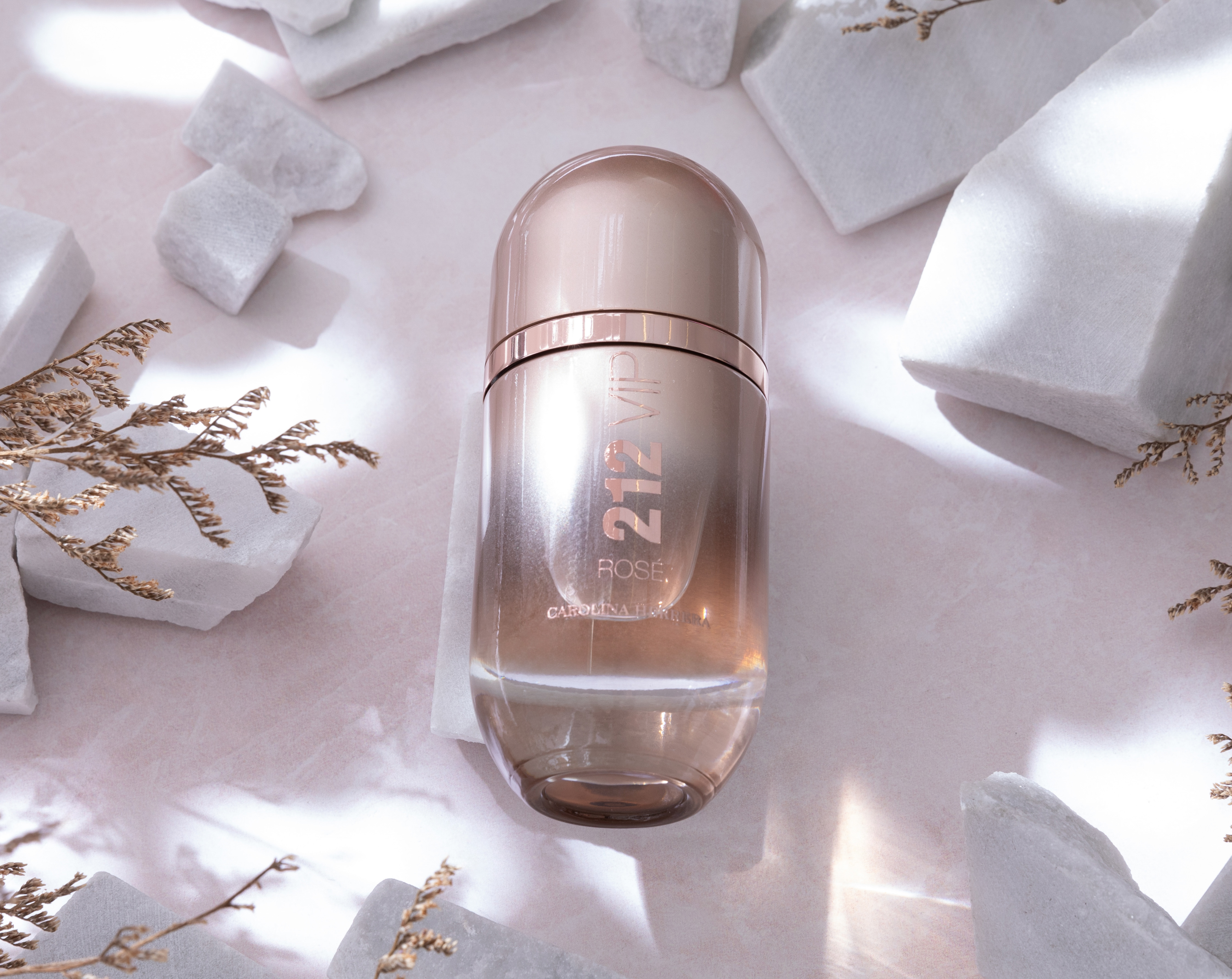 Foto 4 pulgar | Foto 5 | Perfume Carolina Herrera 212 VIP Rosé Eau de Parfum 50 ml