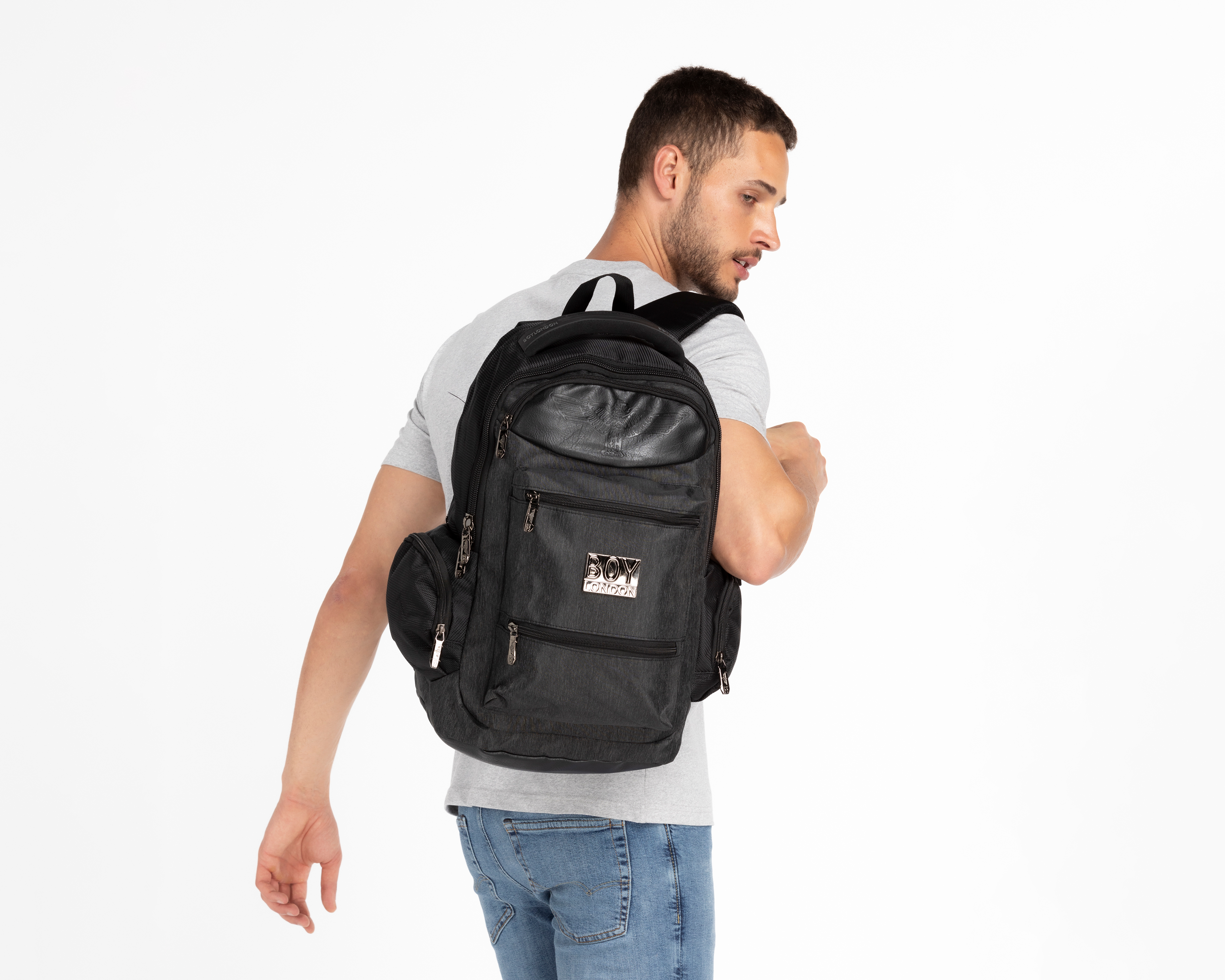 Foto 9 pulgar | Foto 8 | Mochila Boy London Negra