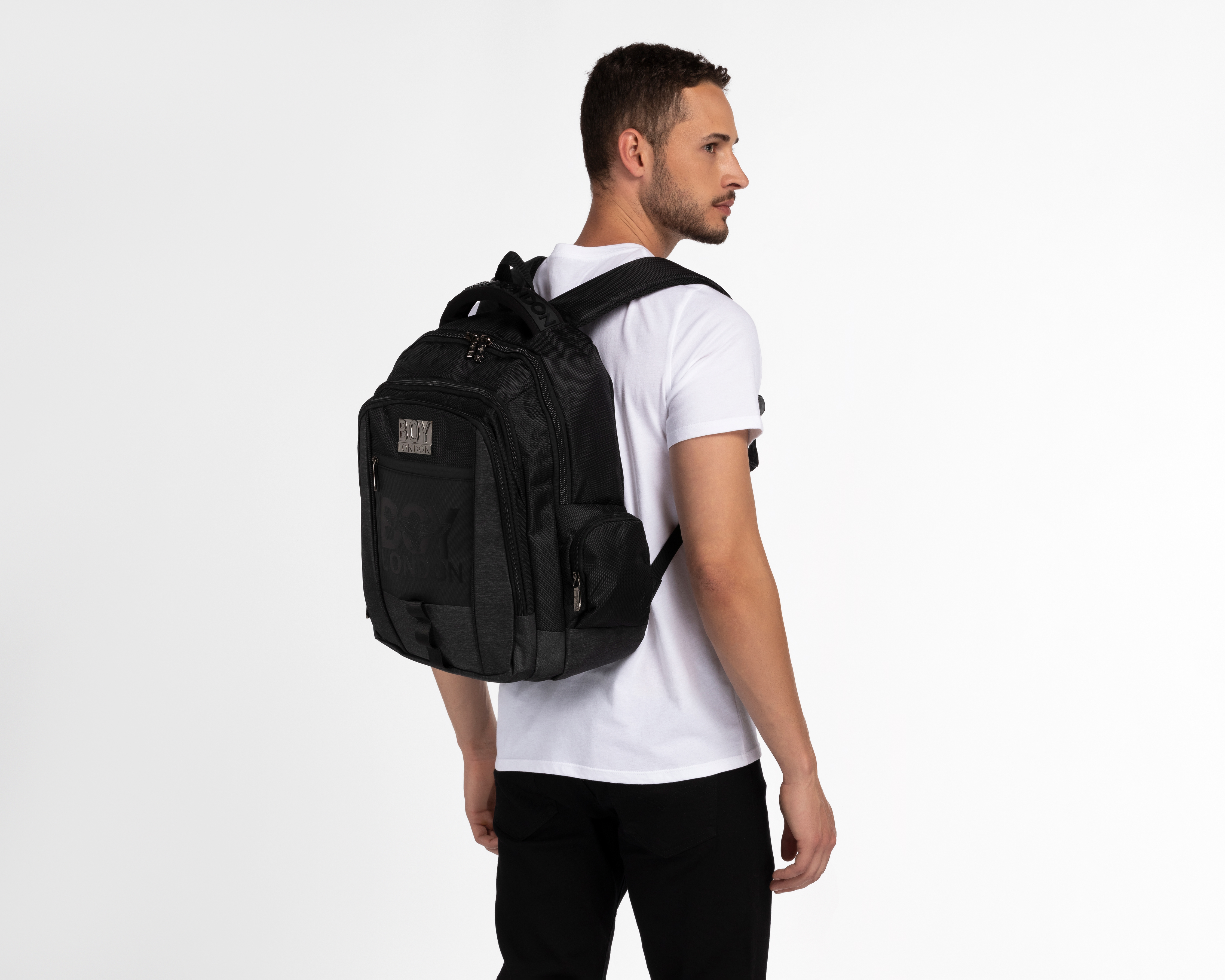 Foto 7 pulgar | Foto 6 | Mochila Boy London Negra